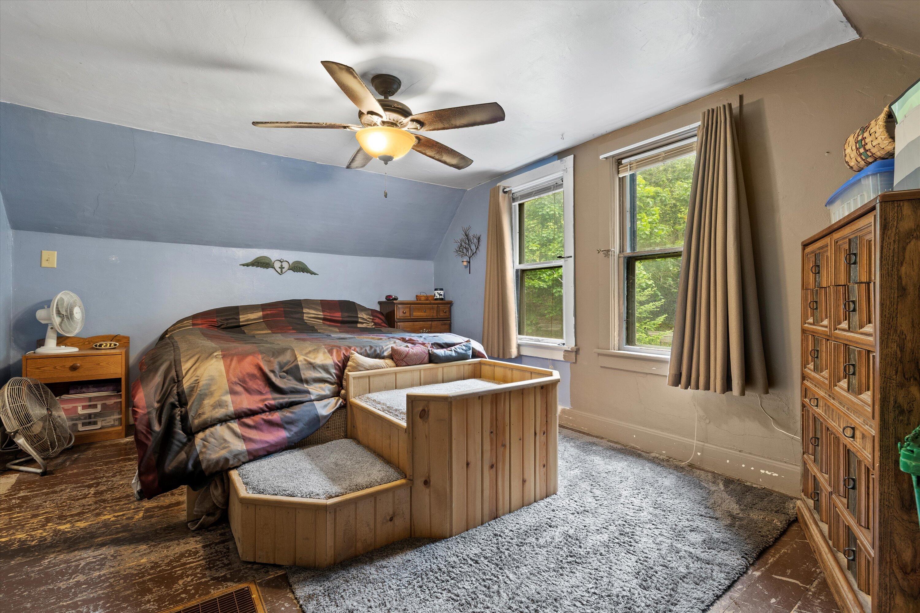 Wisconsin Lake Home for sale (MLS#: 1920629) at 794  Emerald Dr, in Erin, Wisconsin. (32 of 45)