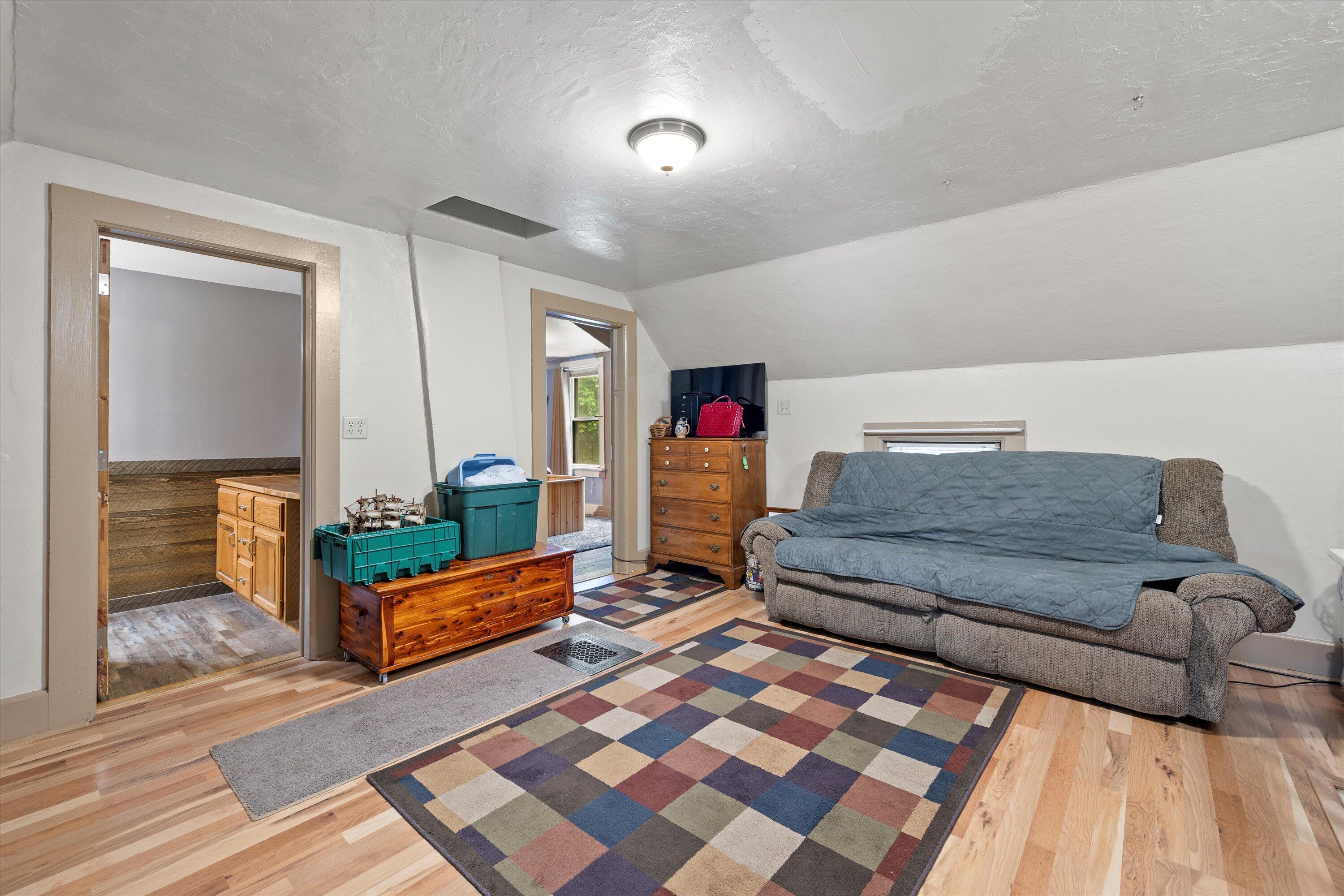Wisconsin Lake Home for sale (MLS#: 1920629) at 794  Emerald Dr, in Erin, Wisconsin. (36 of 45)