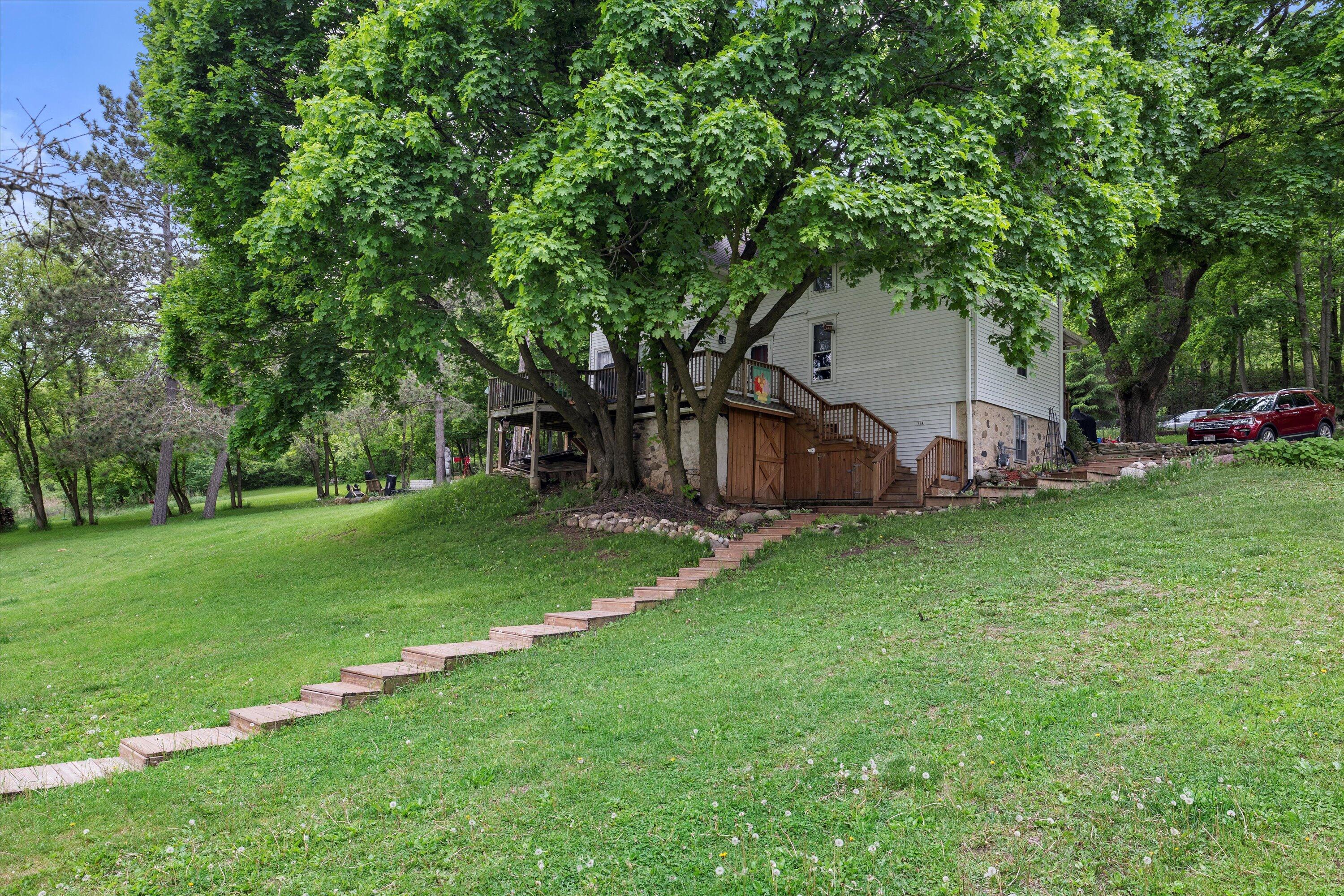 Wisconsin Lake Home for sale (MLS#: 1920629) at 794  Emerald Dr, in Erin, Wisconsin. (40 of 45)
