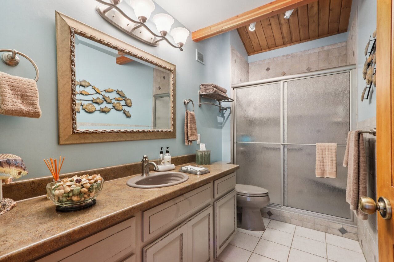 Wisconsin Lake Home for sale (MLS#: 1920640) at W1446  South Shore Dr, in Palmyra, Wisconsin. (27 of 92)