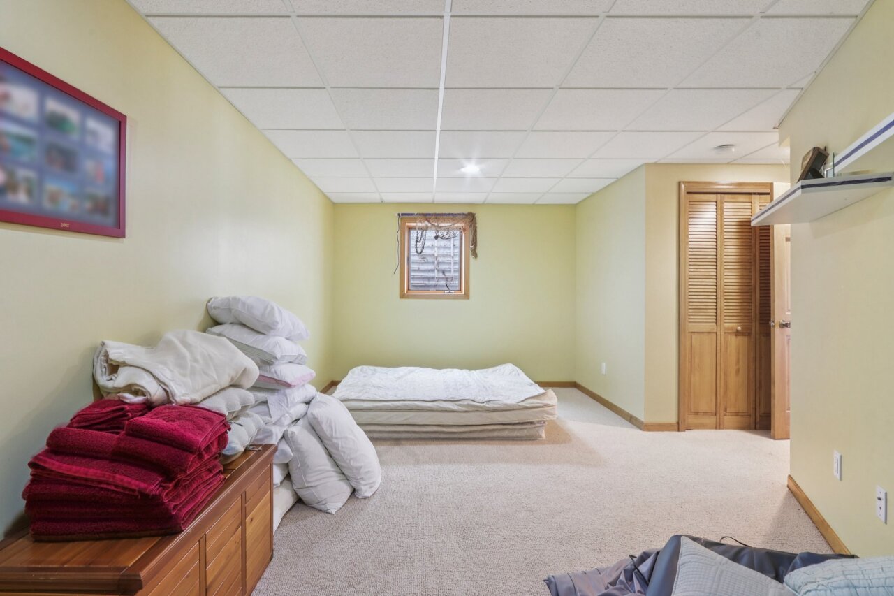 Wisconsin Lake Home for sale (MLS#: 1920640) at W1446  South Shore Dr, in Palmyra, Wisconsin. (47 of 92)