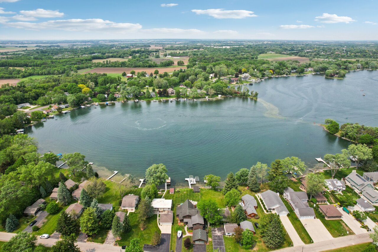 Wisconsin Lake Home for sale (MLS#: 1920640) at W1446  South Shore Dr, in Palmyra, Wisconsin. (70 of 92)