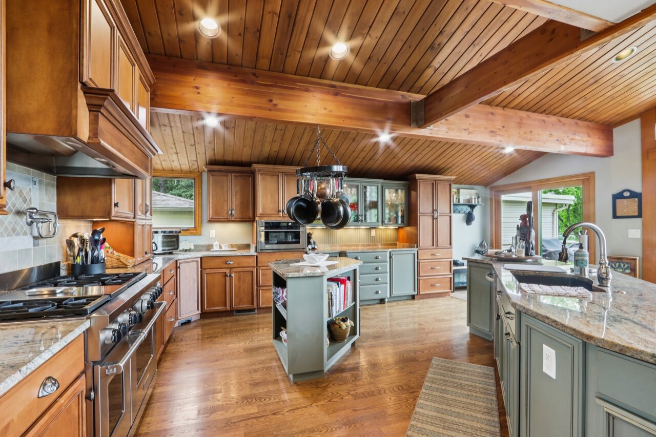 Wisconsin Lake Home for sale (MLS#: 1920640) at W1446  South Shore Dr, in Palmyra, Wisconsin. (9 of 92)