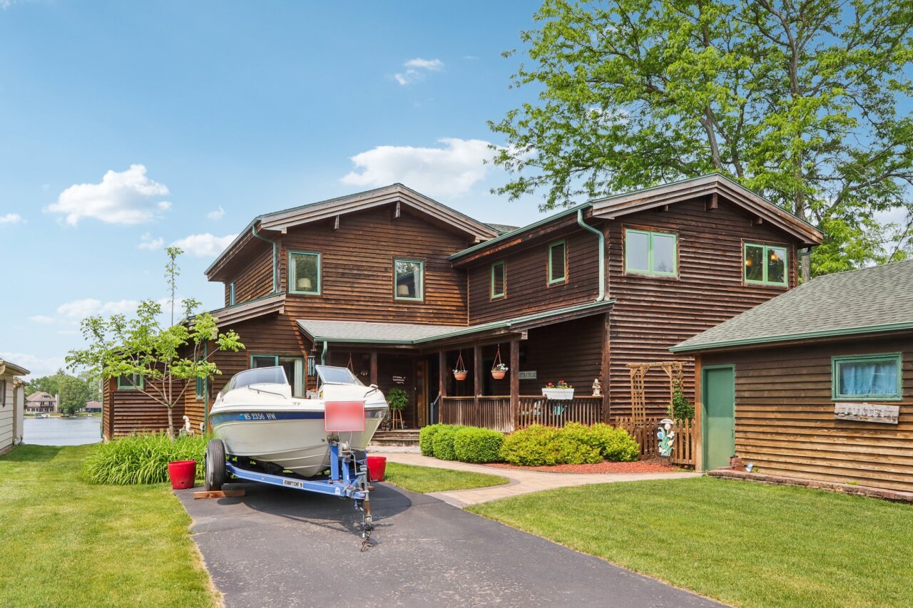 Wisconsin Lake Home for sale (MLS#: 1920640) at W1446  South Shore Dr, in Palmyra, Wisconsin. (81 of 92)