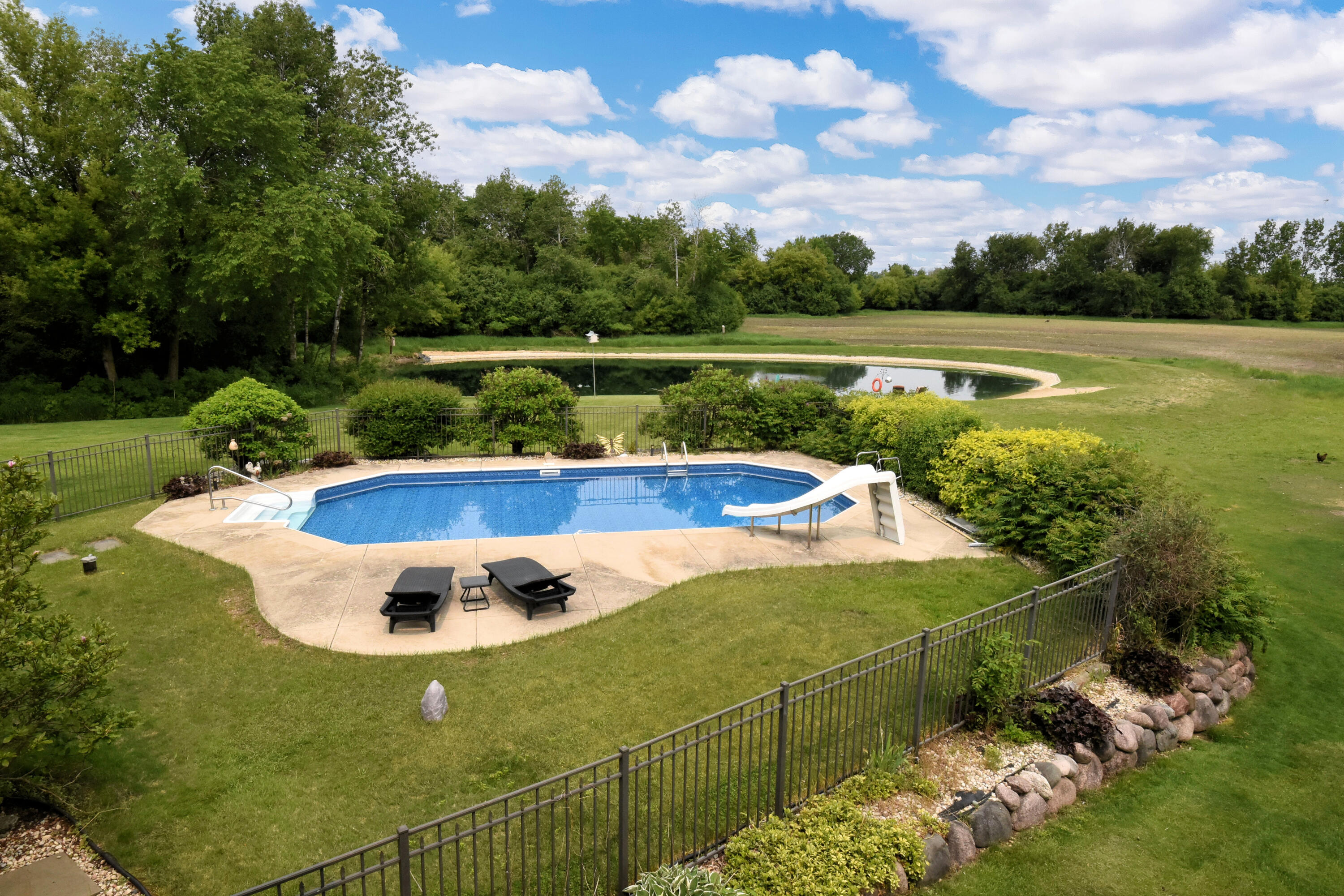 Wisconsin Lake Home for sale (MLS#: 1920650) at W395S3611  Hardscrabble Rd, in Ottawa, Wisconsin. (29 of 70)