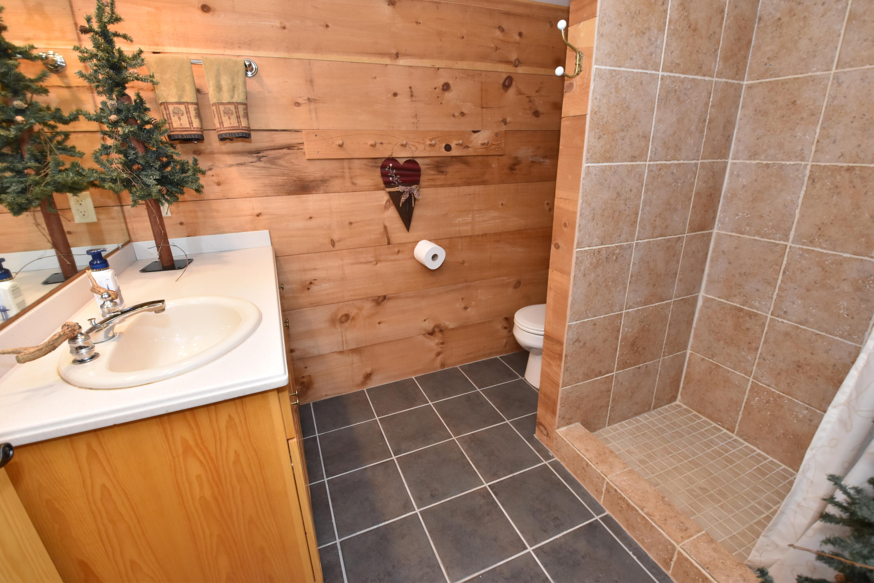 Wisconsin Lake Home for sale (MLS#: 1920650) at W395S3611  Hardscrabble Rd, in Ottawa, Wisconsin. (45 of 70)