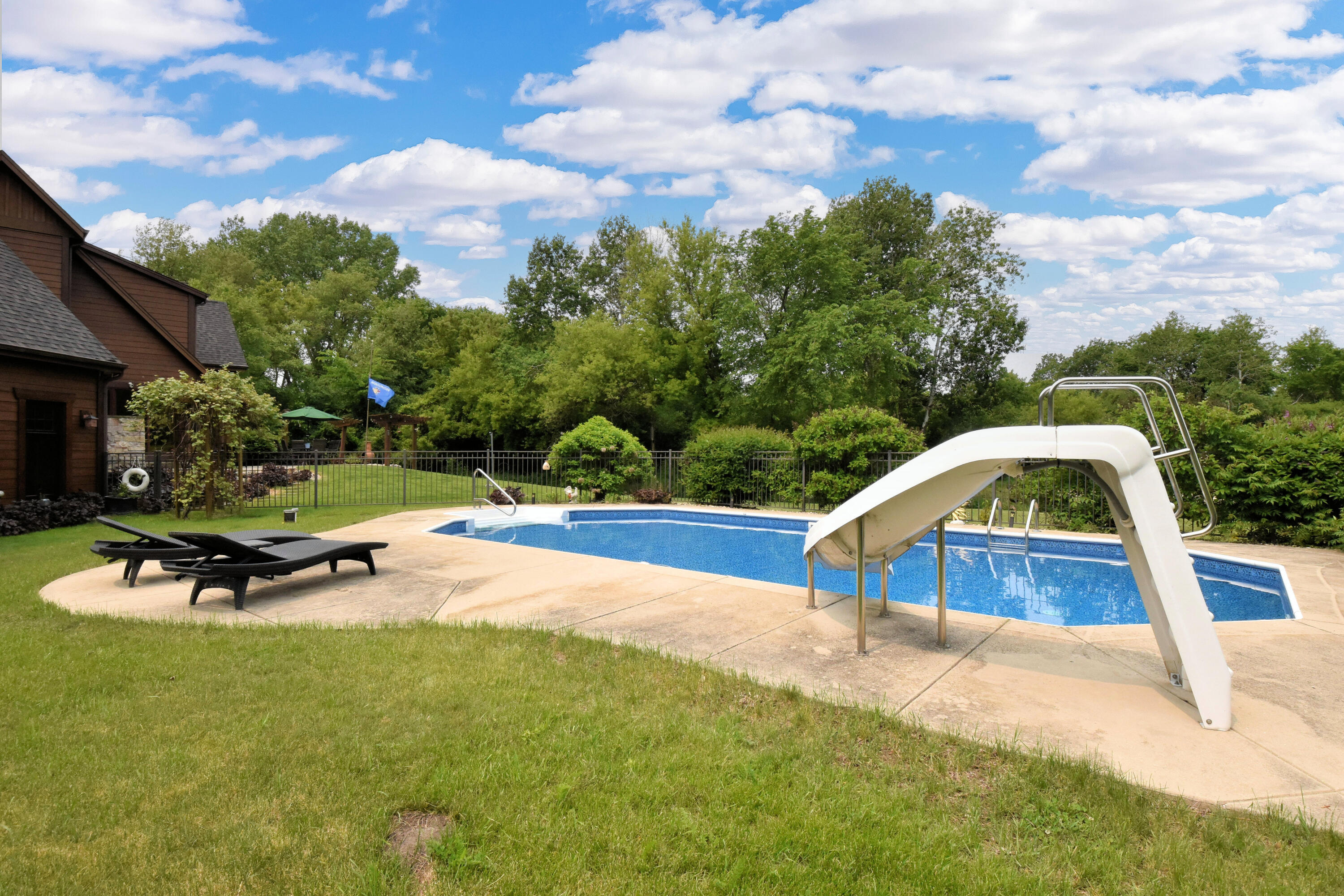 Wisconsin Lake Home for sale (MLS#: 1920650) at W395S3611  Hardscrabble Rd, in Ottawa, Wisconsin. (55 of 70)