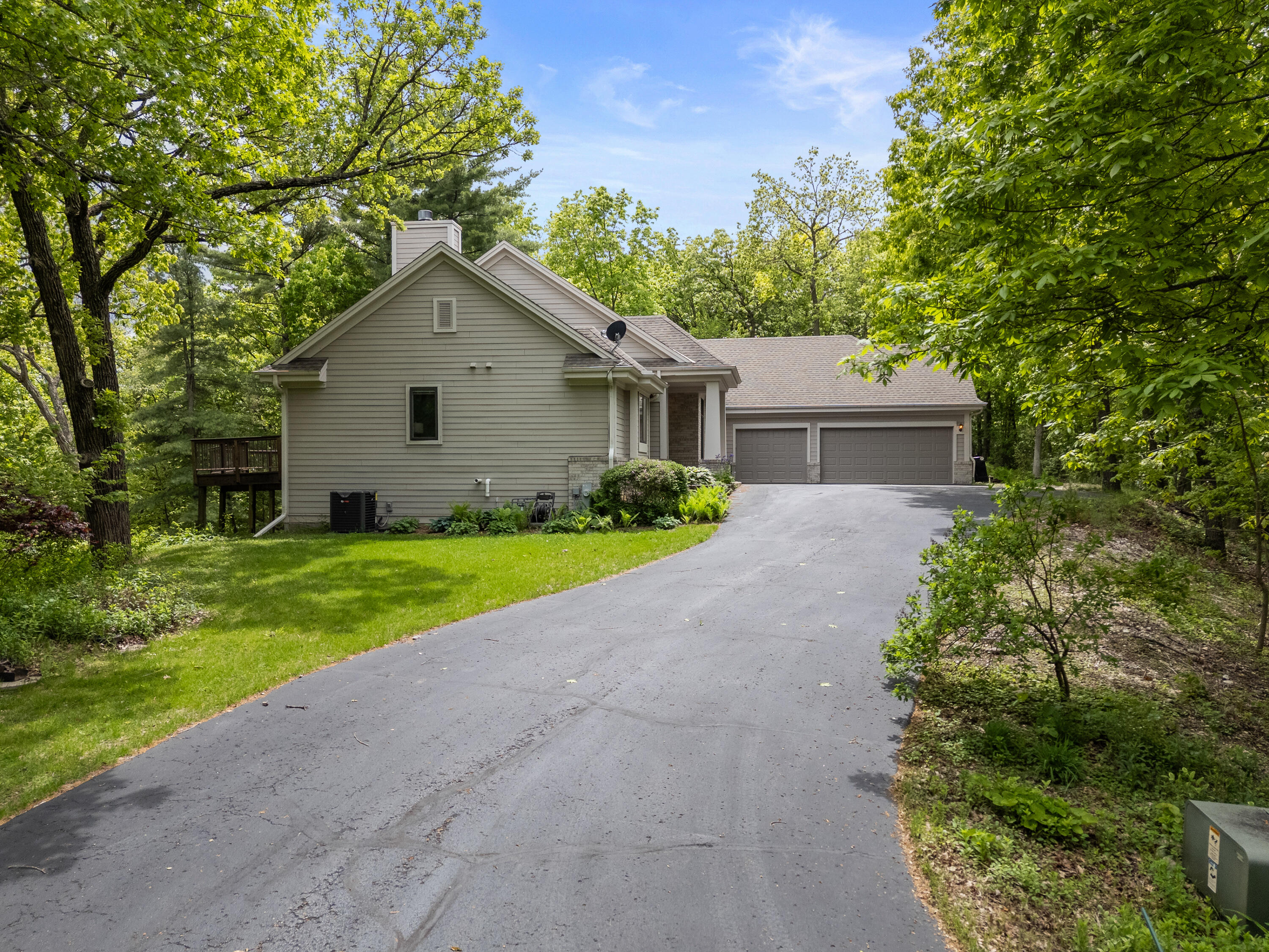 Wisconsin Lake Home for sale (MLS#: 1920722) at W3847  Timber Lake Rd, in Troy, Wisconsin. (13 of 52)