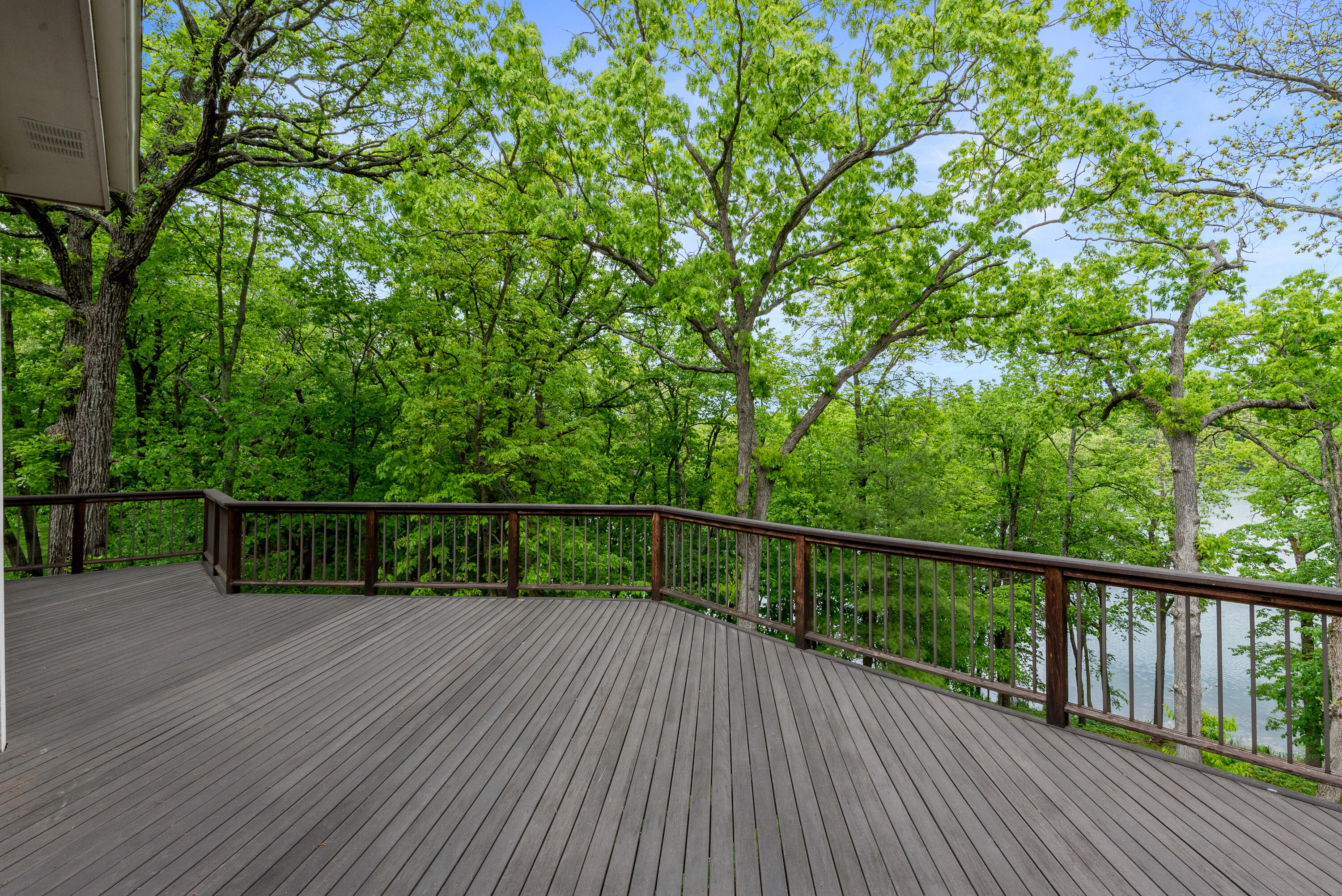 Wisconsin Lake Home for sale (MLS#: 1920722) at W3847  Timber Lake Rd, in Troy, Wisconsin. (4 of 52)