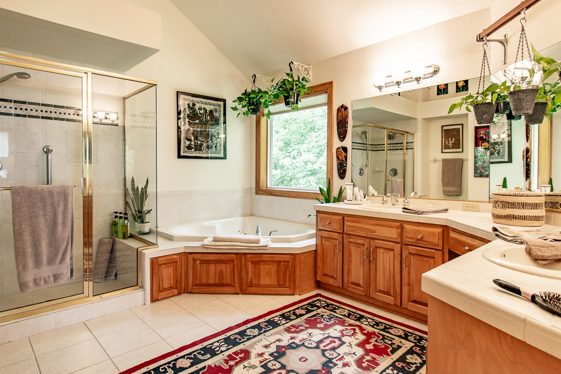 Wisconsin Lake Home for sale (MLS#: 1920769) at 827 E Lakeview Rd, in Hustisford, Wisconsin. (23 of 51)