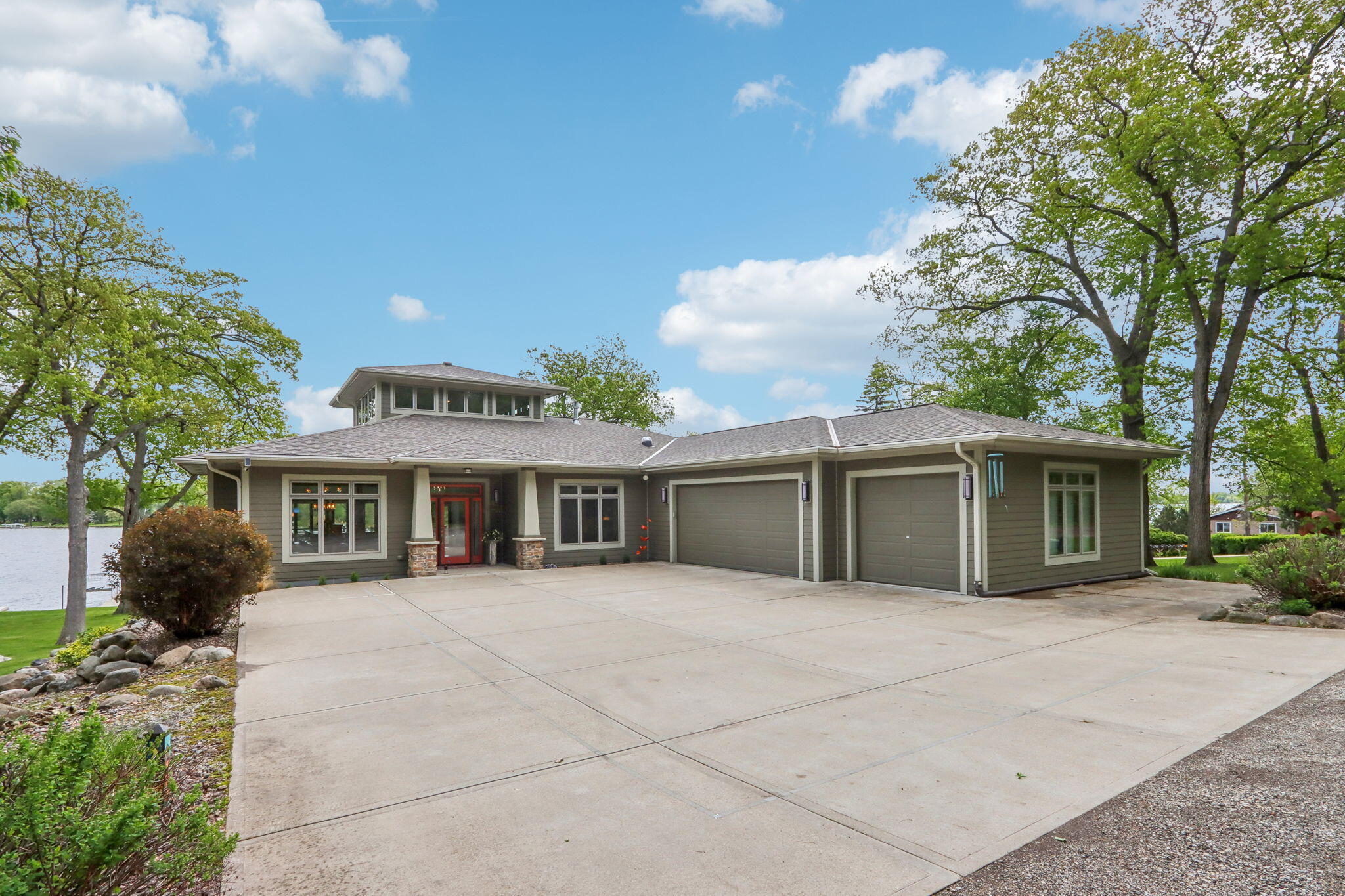 Wisconsin Lake Home for sale (MLS#: 1920815) at N5112 E Water St, in Hubbard, Wisconsin. (1 of 76)