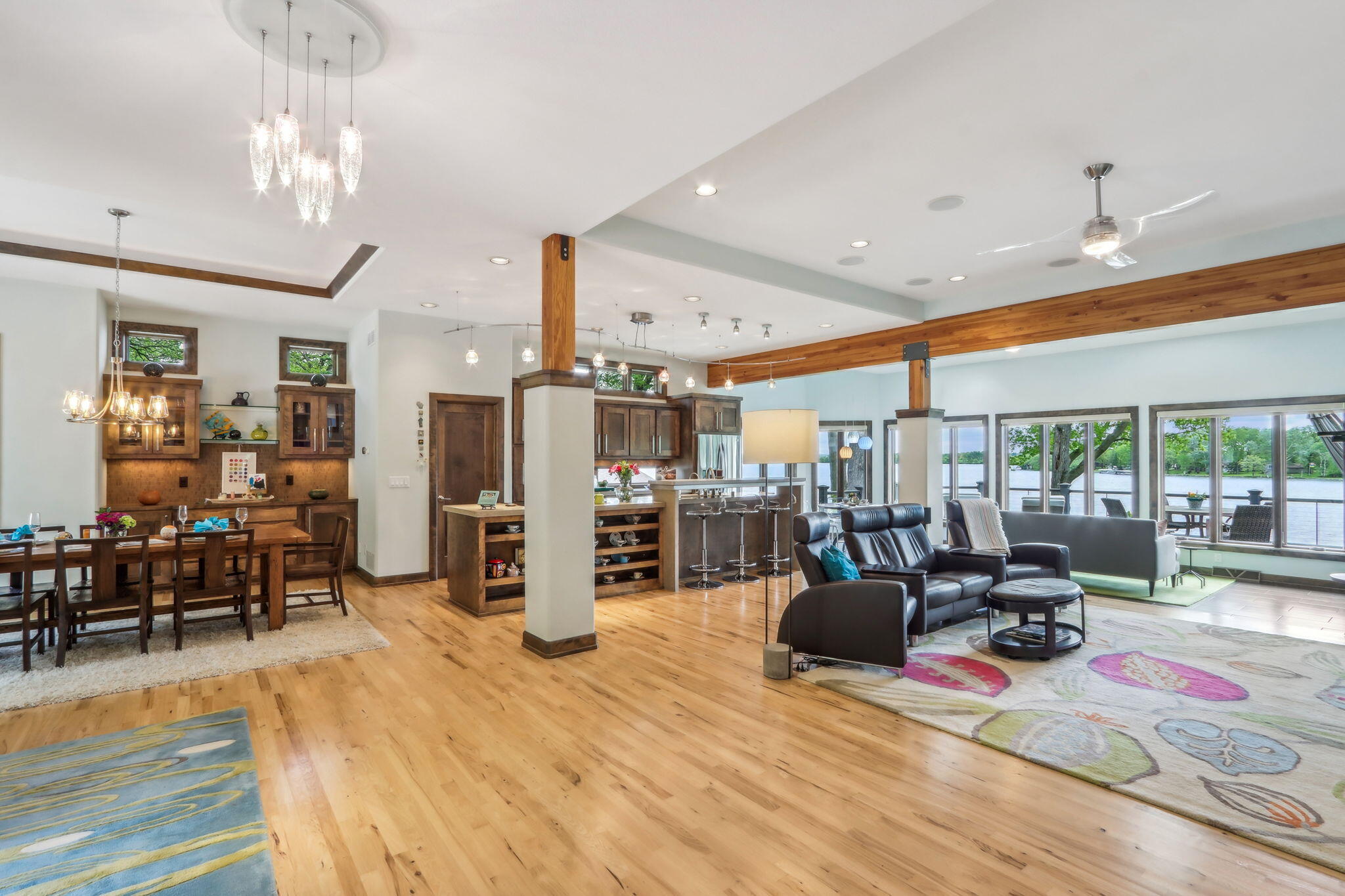 Wisconsin Lake Home for sale (MLS#: 1920815) at N5112 E Water St, in Hubbard, Wisconsin. (12 of 76)