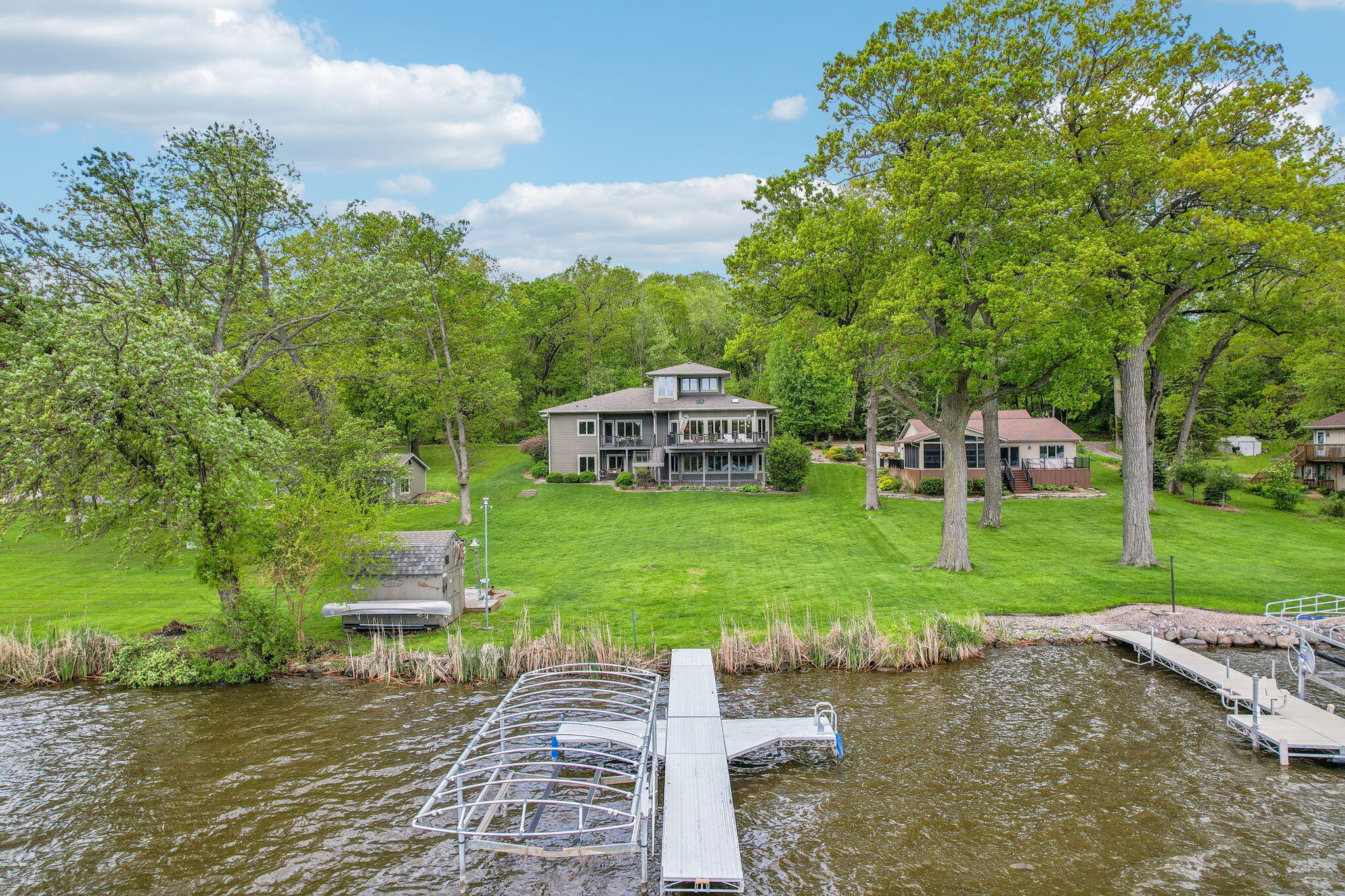 Wisconsin Lake Home for sale (MLS#: 1920815) at N5112 E Water St, in Hubbard, Wisconsin. (6 of 76)