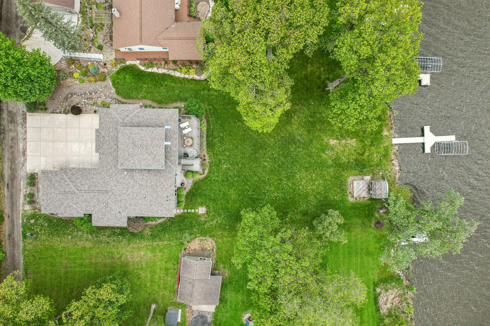 Wisconsin Lake Home for sale (MLS#: 1920815) at N5112 E Water St, in Hubbard, Wisconsin. (70 of 76)