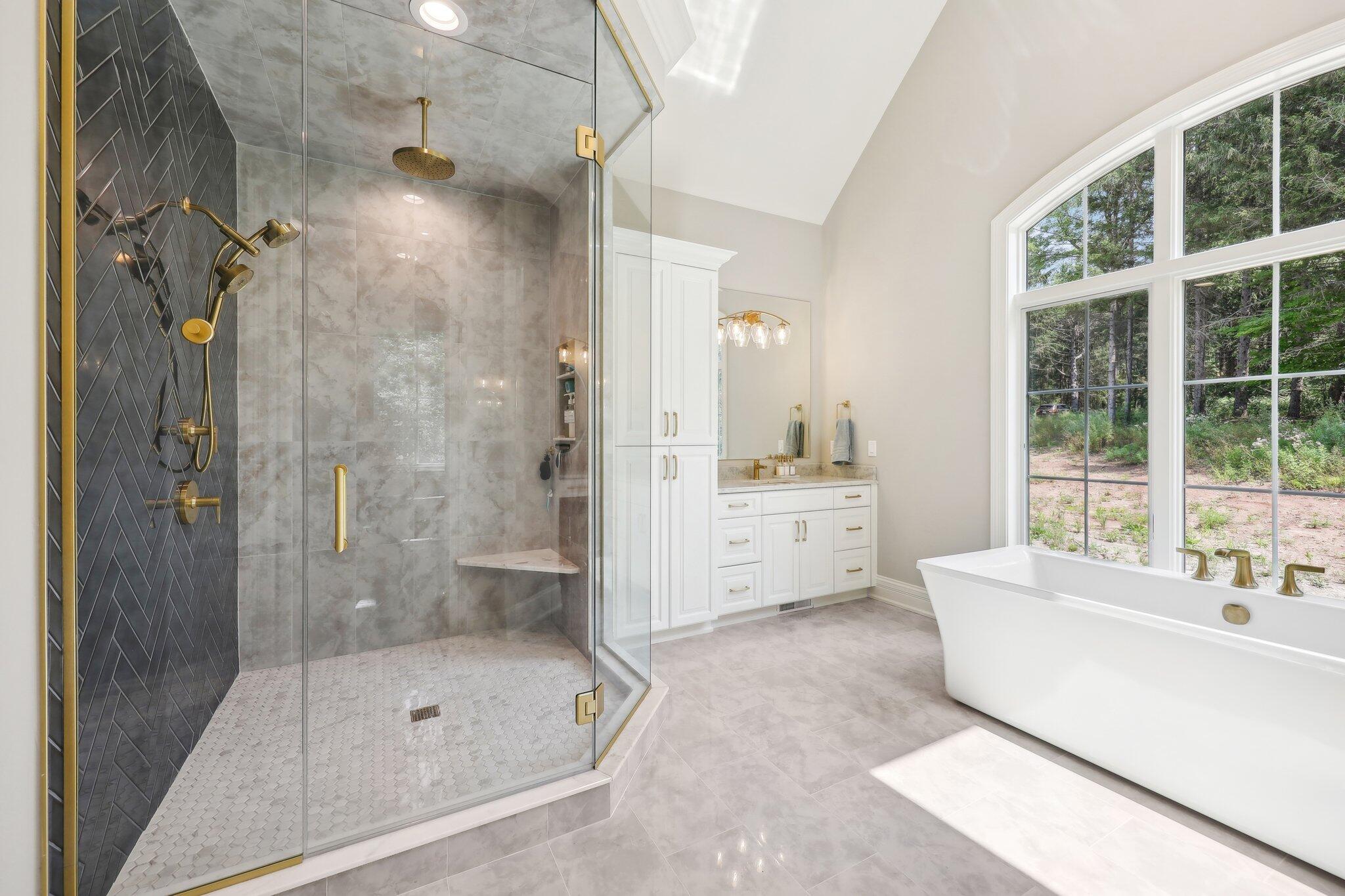 Wisconsin Lake Home for sale (MLS#: 1920930) at 10031 N Range Line Rd, in Mequon, Wisconsin. (40 of 118)