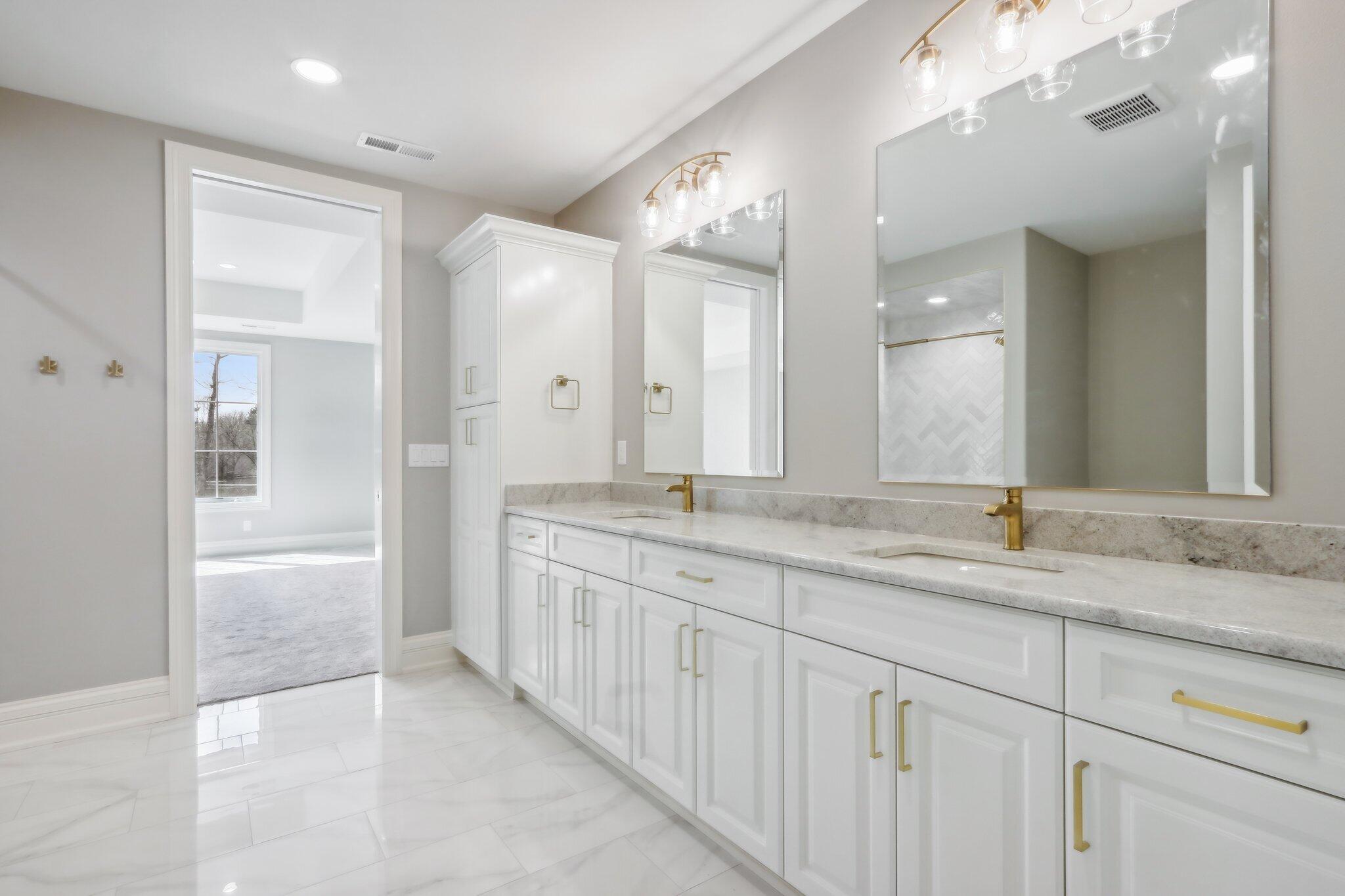 Wisconsin Lake Home for sale (MLS#: 1920930) at 10031 N Range Line Rd, in Mequon, Wisconsin. (77 of 118)