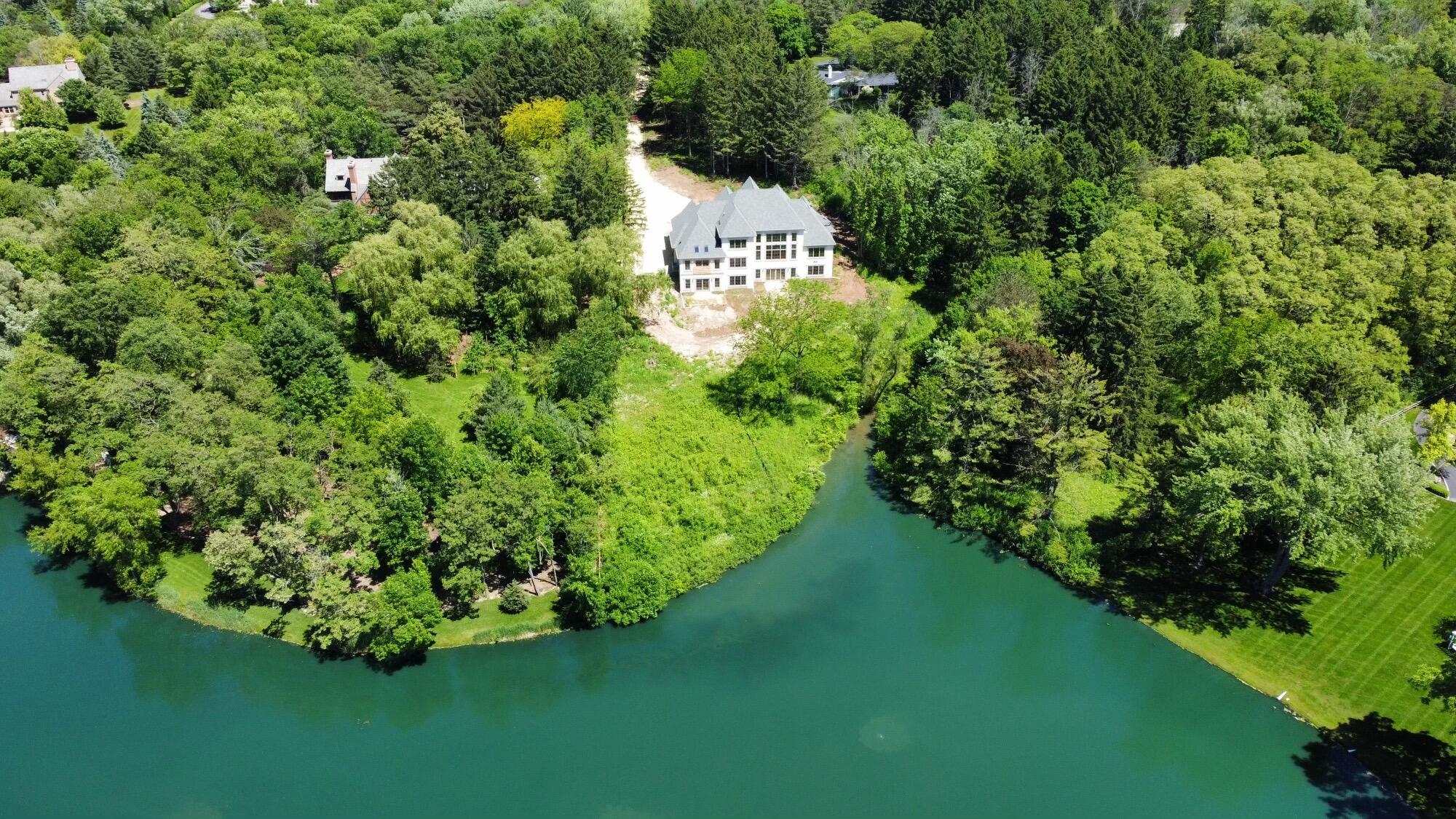 Wisconsin Lake Home for sale (MLS#: 1920930) at 10031 N Range Line Rd, in Mequon, Wisconsin. (81 of 118)