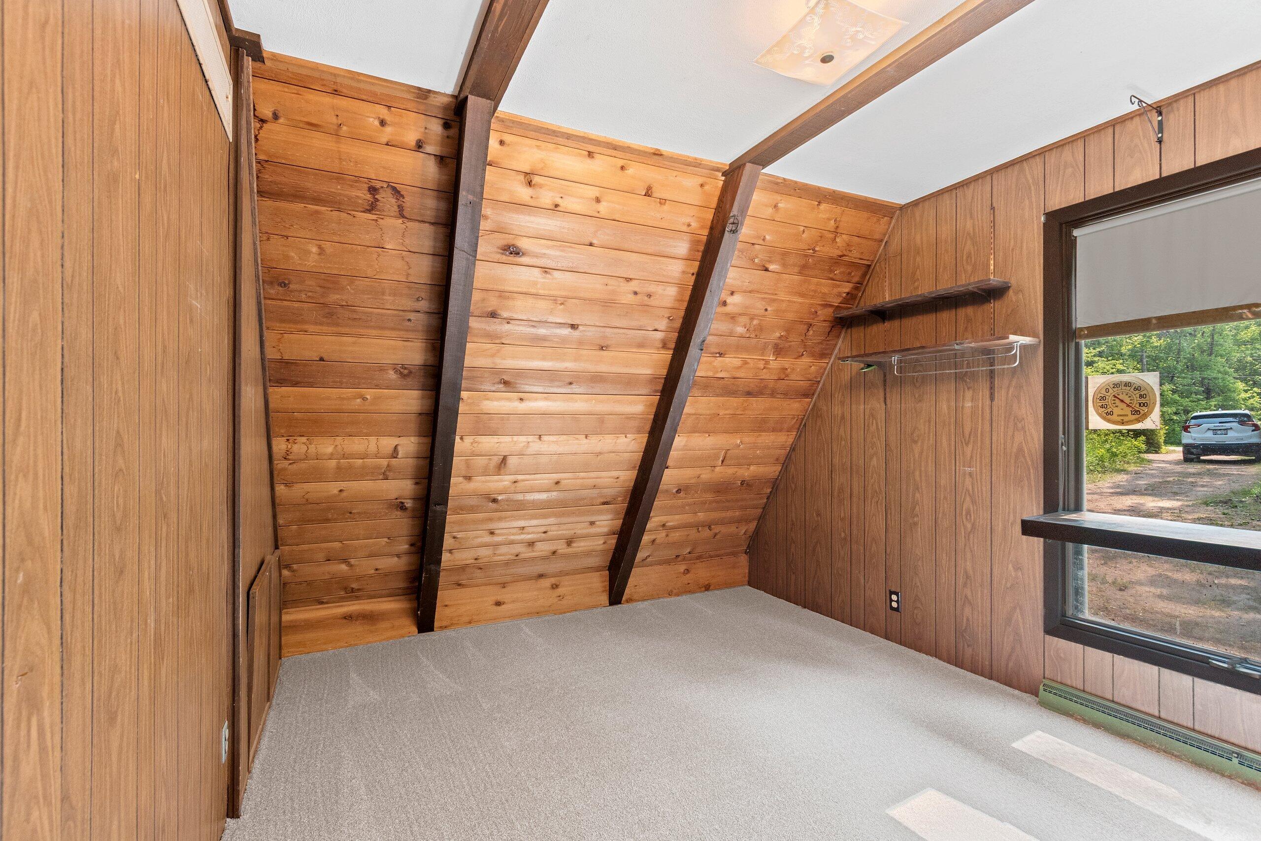 Wisconsin Lake Home for sale (MLS#: 1920992) at N1610  Spirit Ridge Rd, in Menominee, Wisconsin. (23 of 82)