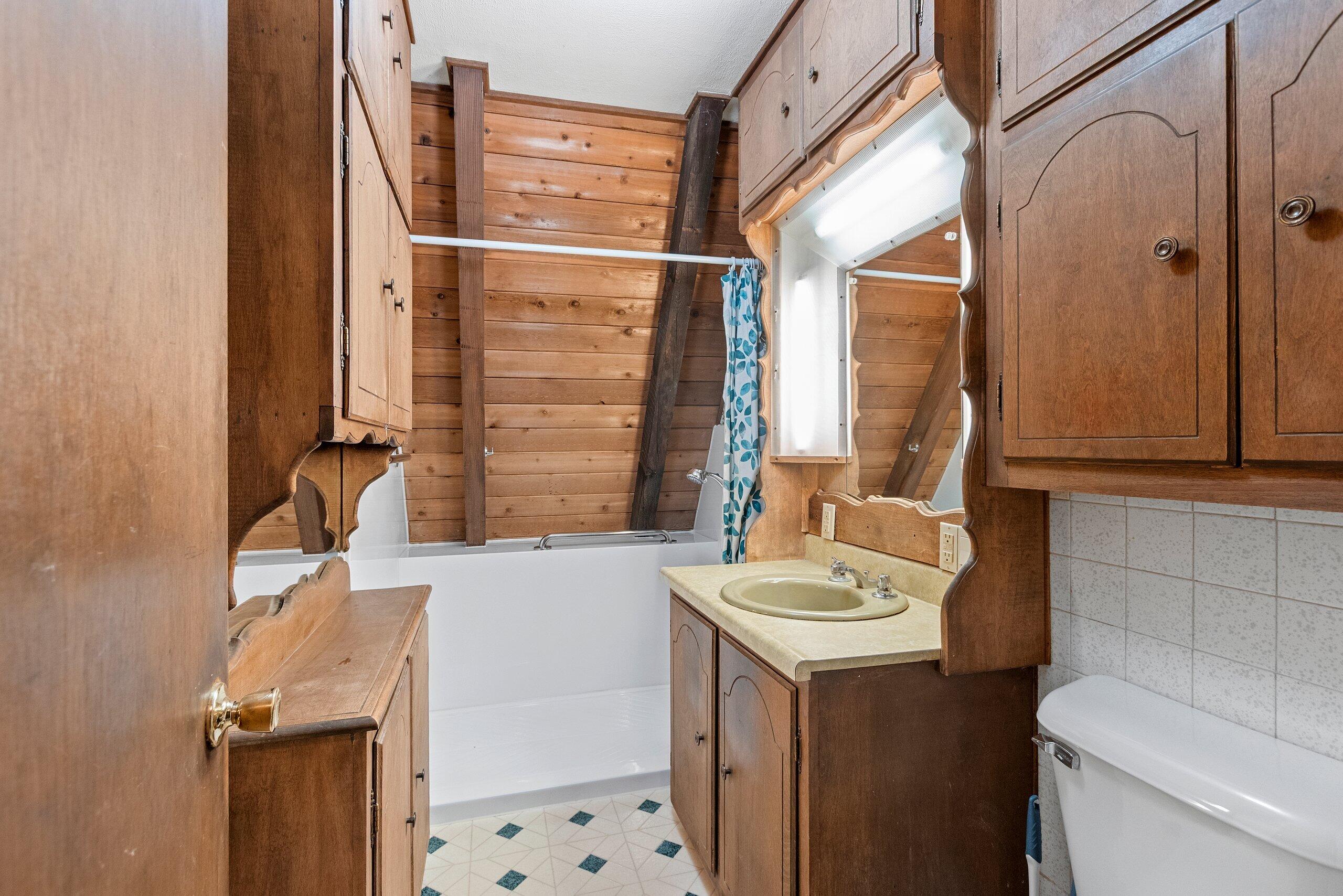 Wisconsin Lake Home for sale (MLS#: 1920992) at N1610  Spirit Ridge Rd, in Menominee, Wisconsin. (25 of 82)