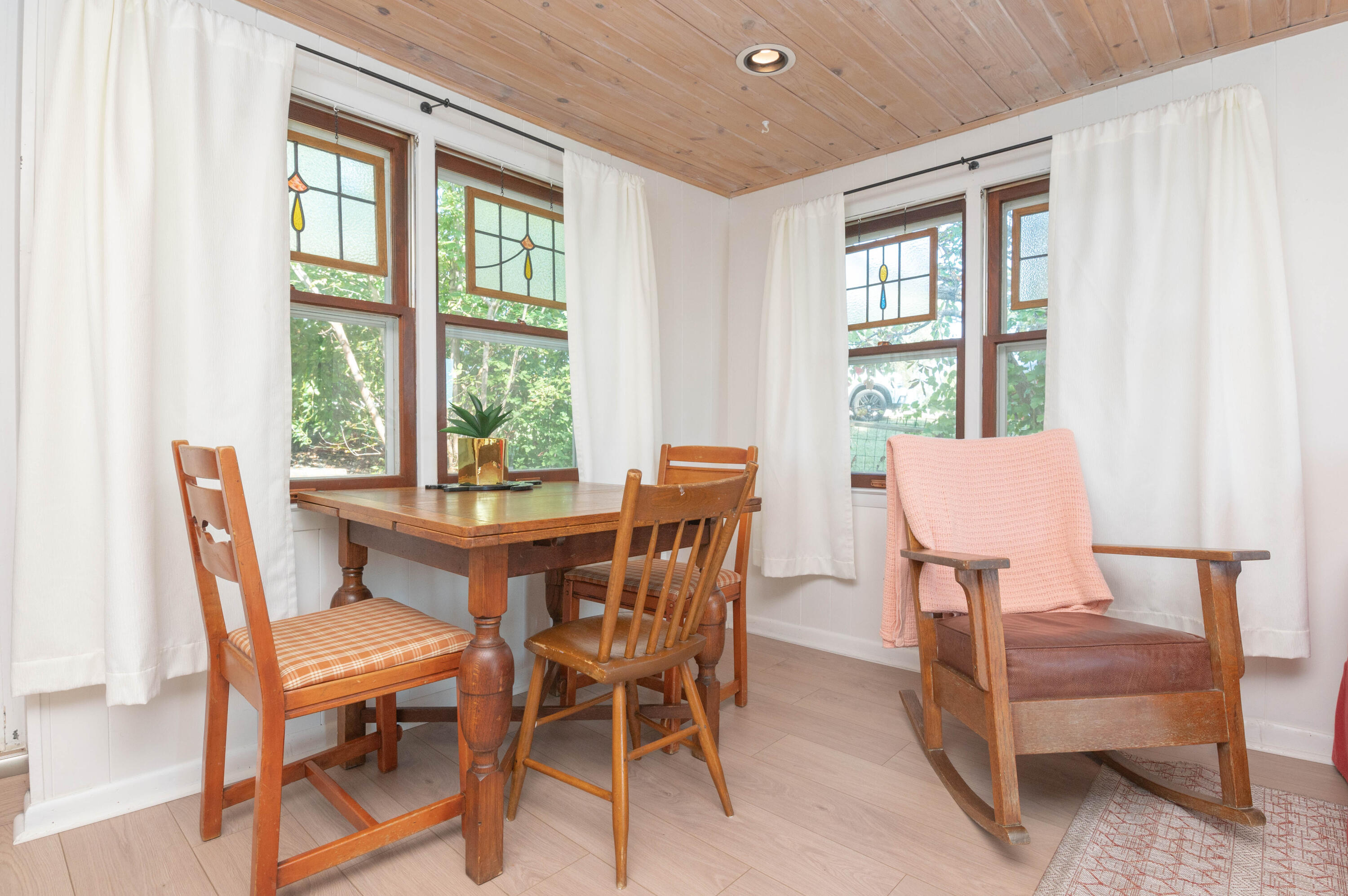 Wisconsin Lake Home for sale (MLS#: 1921017) at W4943  County Road S -, in Oak Grove, Wisconsin. (18 of 32)