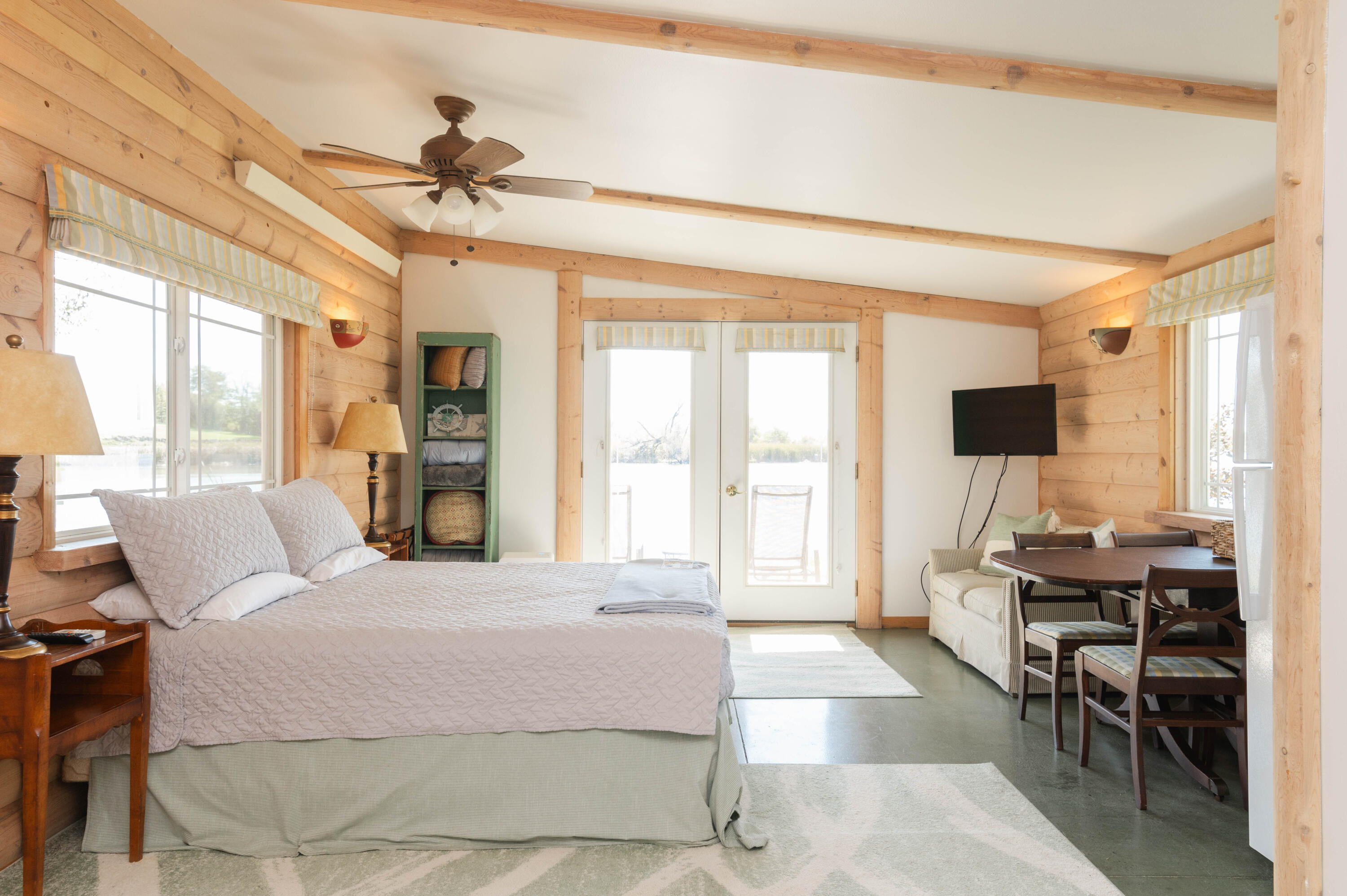 Wisconsin Lake Home for sale (MLS#: 1921017) at W4943  County Road S -, in Oak Grove, Wisconsin. (28 of 32)