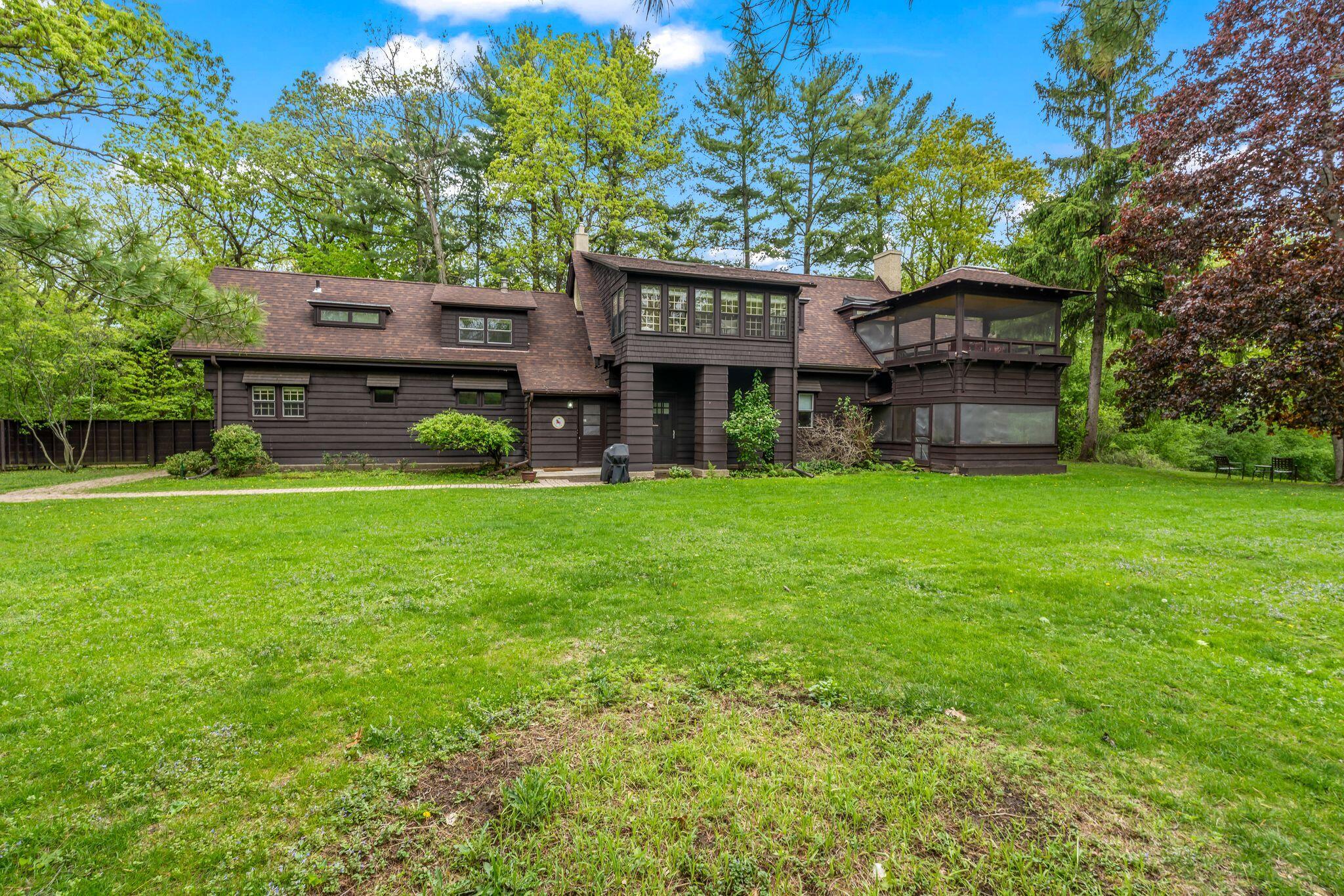 Wisconsin Lake Home for sale (MLS#: 1921250) at 2937 N Mill Rd, in Summit, Wisconsin. (6 of 23)