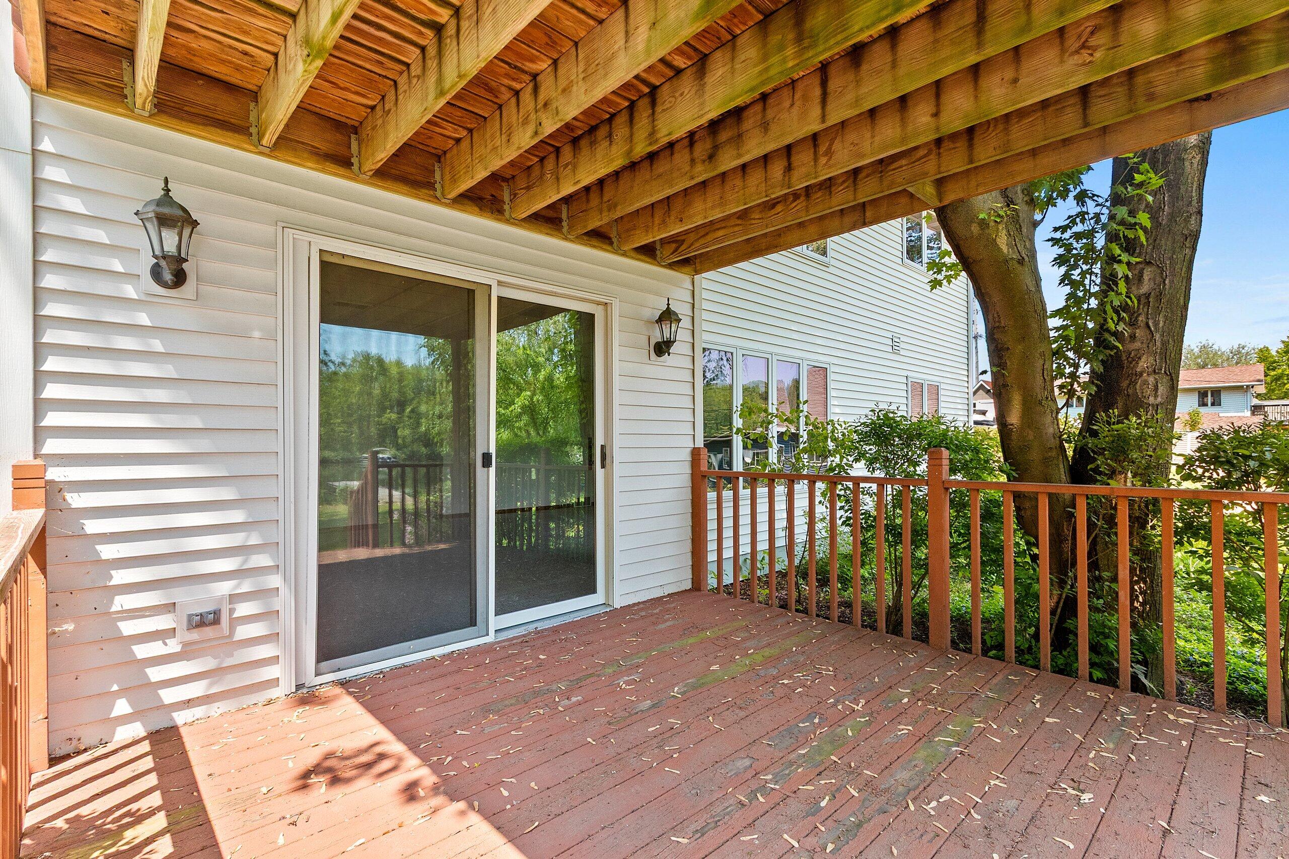 Wisconsin Lake Home for sale (MLS#: 1921282) at 2411  Popp Ln, in Rockland, Wisconsin. (13 of 58)
