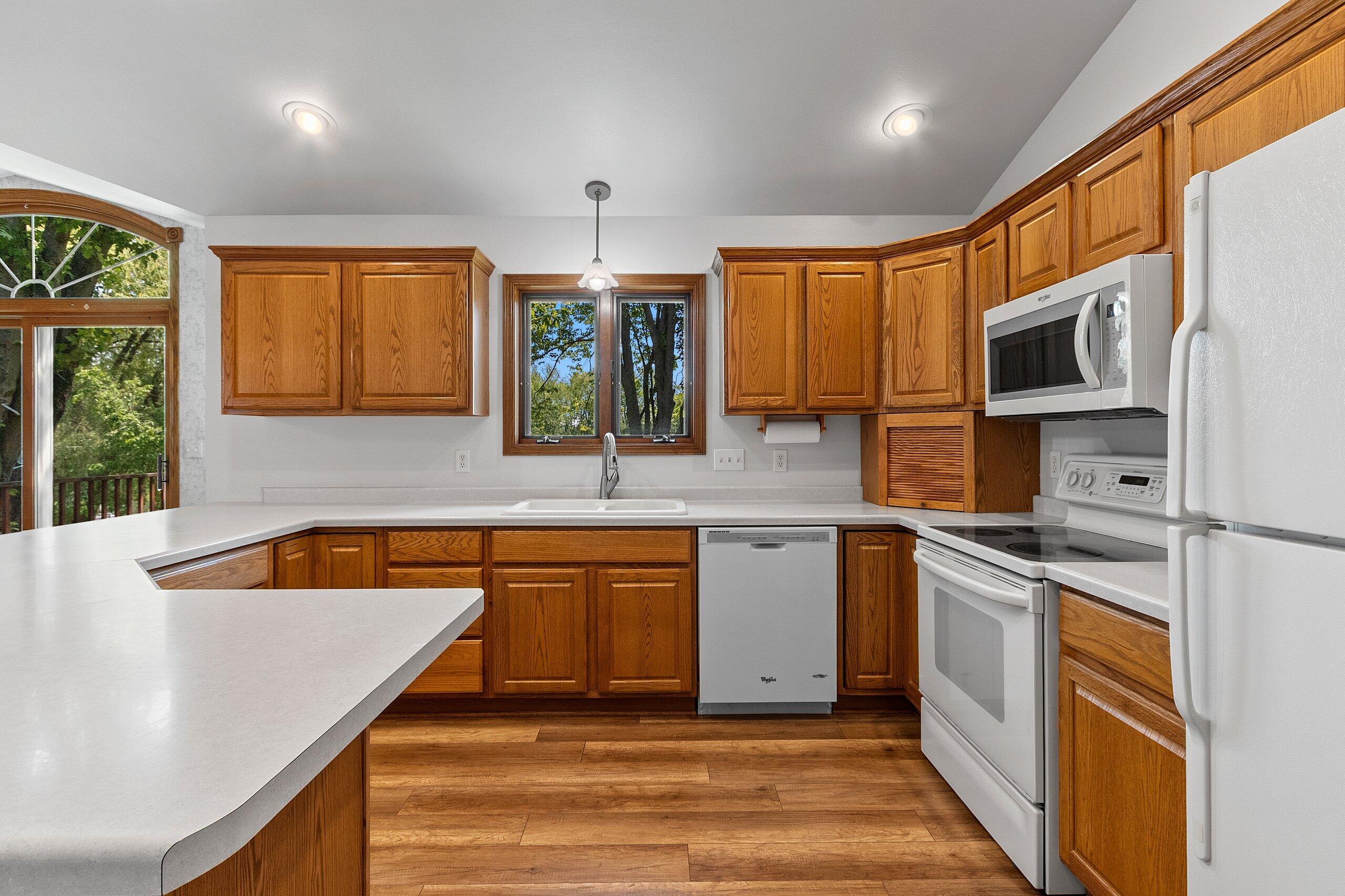 Wisconsin Lake Home for sale (MLS#: 1921282) at 2411  Popp Ln, in Rockland, Wisconsin. (28 of 58)