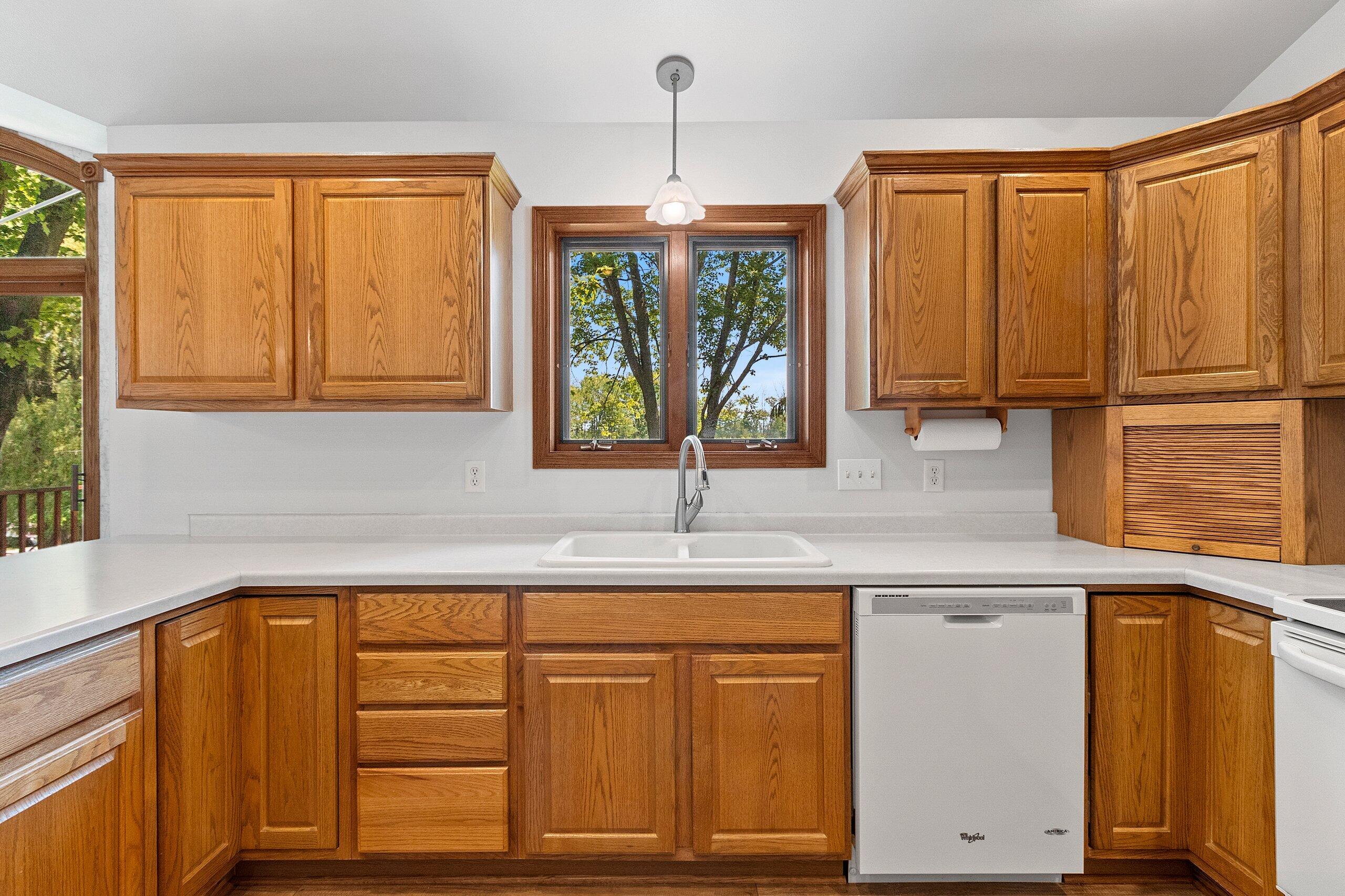 Wisconsin Lake Home for sale (MLS#: 1921282) at 2411  Popp Ln, in Rockland, Wisconsin. (34 of 58)
