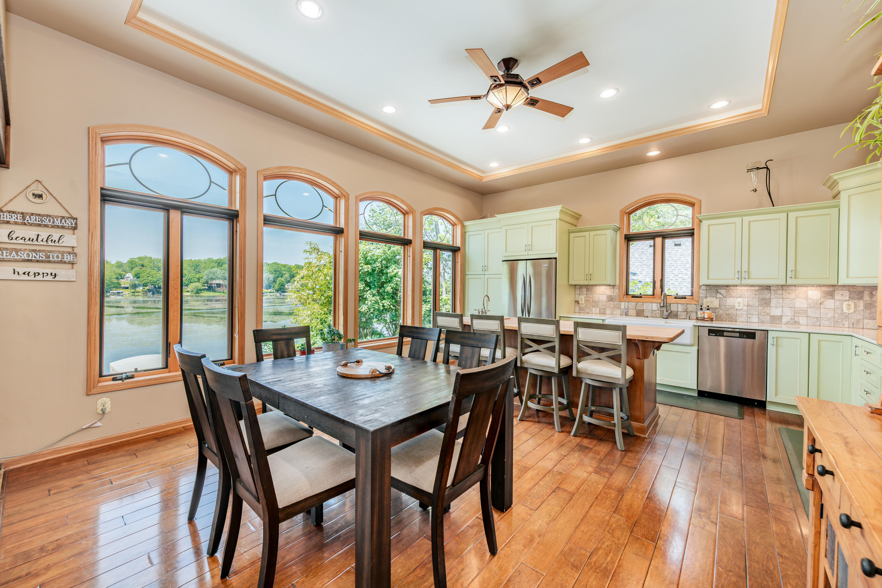 Wisconsin Lake Home for sale (MLS#: 1921300) at 5420 W Peninsula Dr, in Waterford, Wisconsin. (2 of 60)