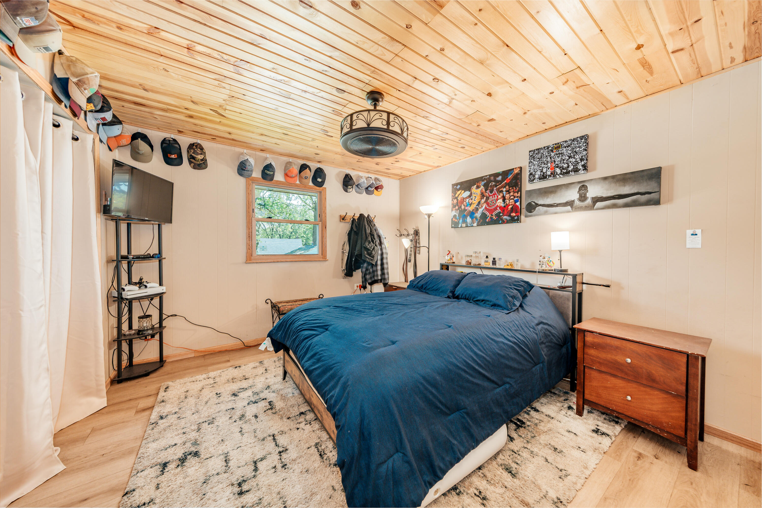 Wisconsin Lake Home for sale (MLS#: 1921300) at 5420 W Peninsula Dr, in Waterford, Wisconsin. (32 of 60)