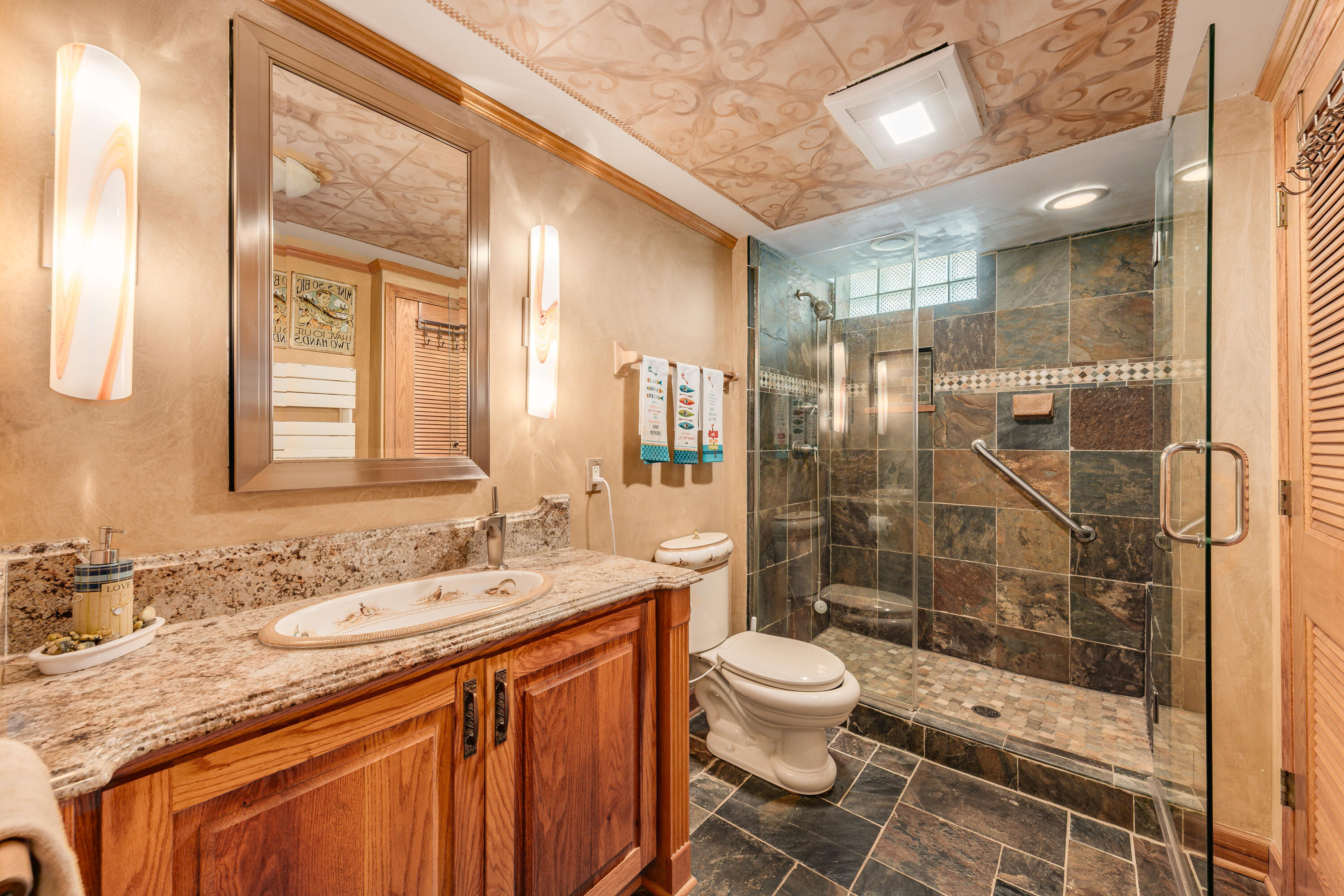 Wisconsin Lake Home for sale (MLS#: 1921300) at 5420 W Peninsula Dr, in Waterford, Wisconsin. (41 of 60)