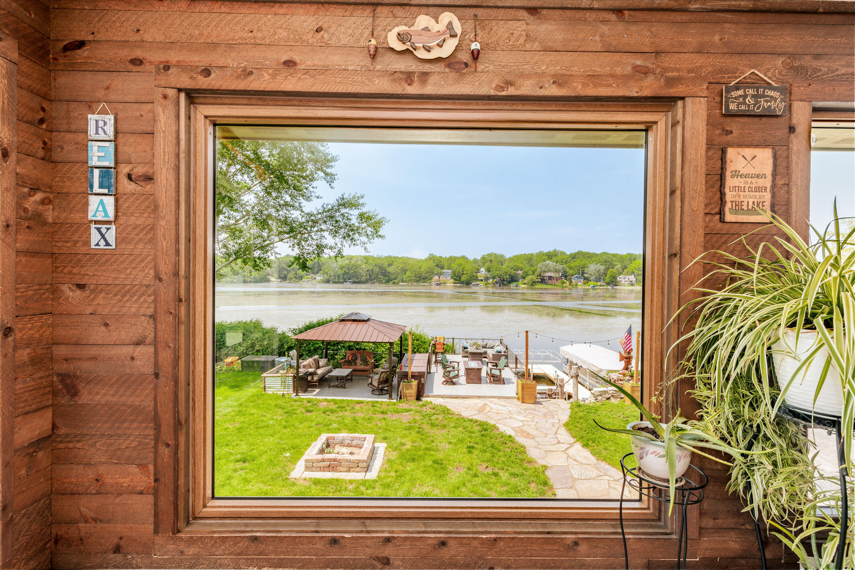 Wisconsin Lake Home for sale (MLS#: 1921300) at 5420 W Peninsula Dr, in Waterford, Wisconsin. (9 of 60)