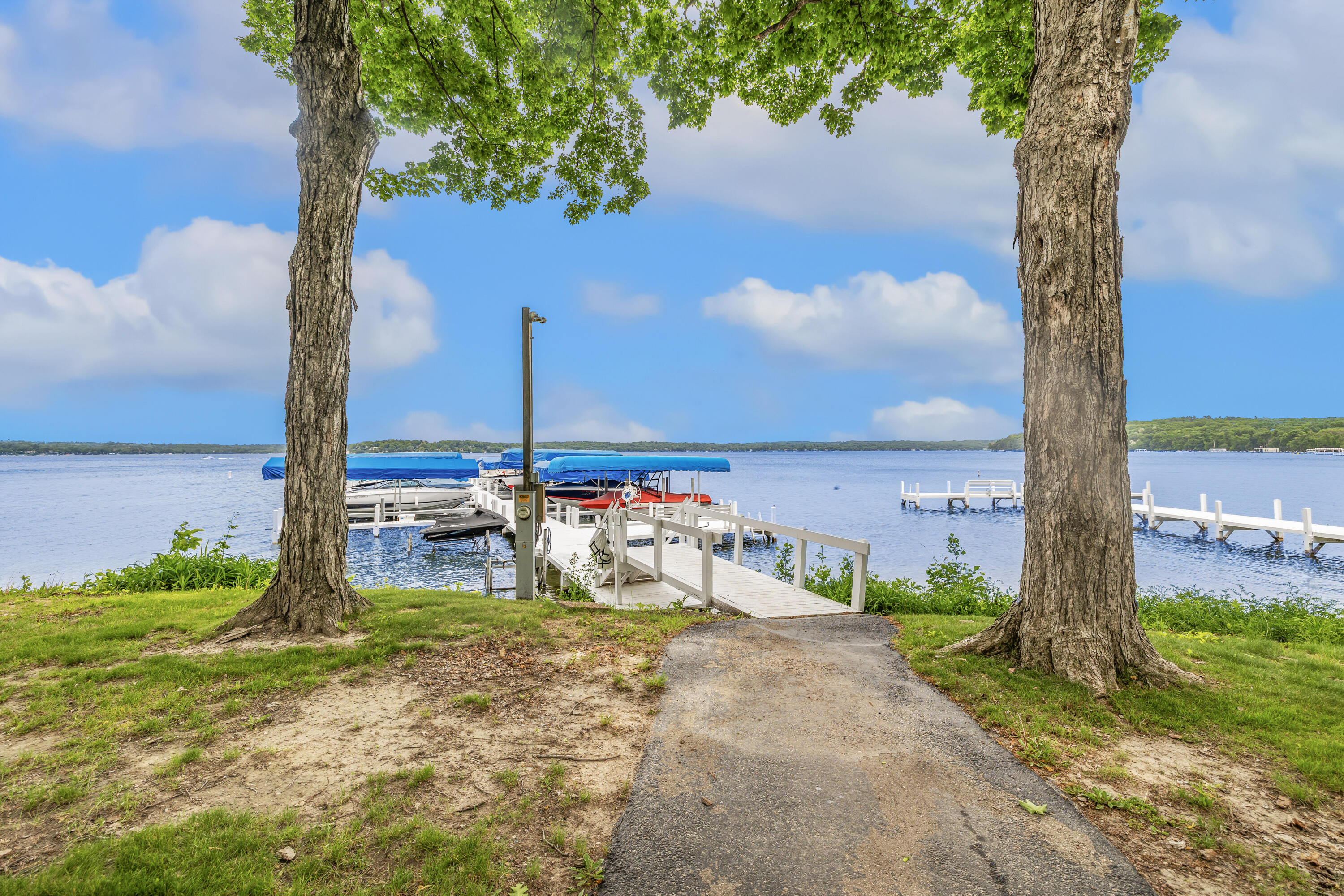 Wisconsin Lake Home for sale (MLS#: 1921379) at 1572 N Creekside Ln, in Linn, Wisconsin. (39 of 50)