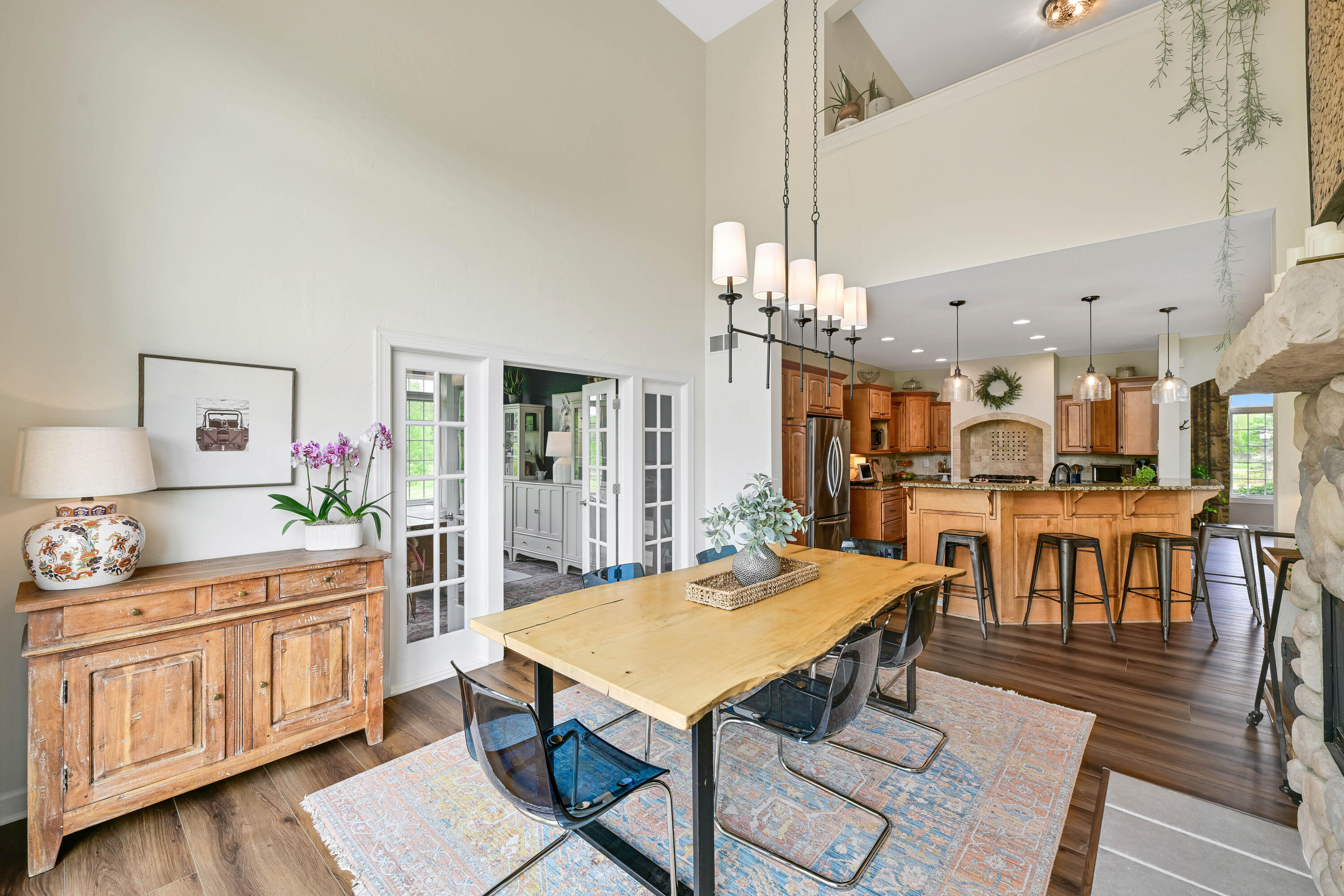 Wisconsin Lake Home for sale (MLS#: 1921510) at 13345 N Laurel Ln, in Mequon, Wisconsin. (12 of 46)