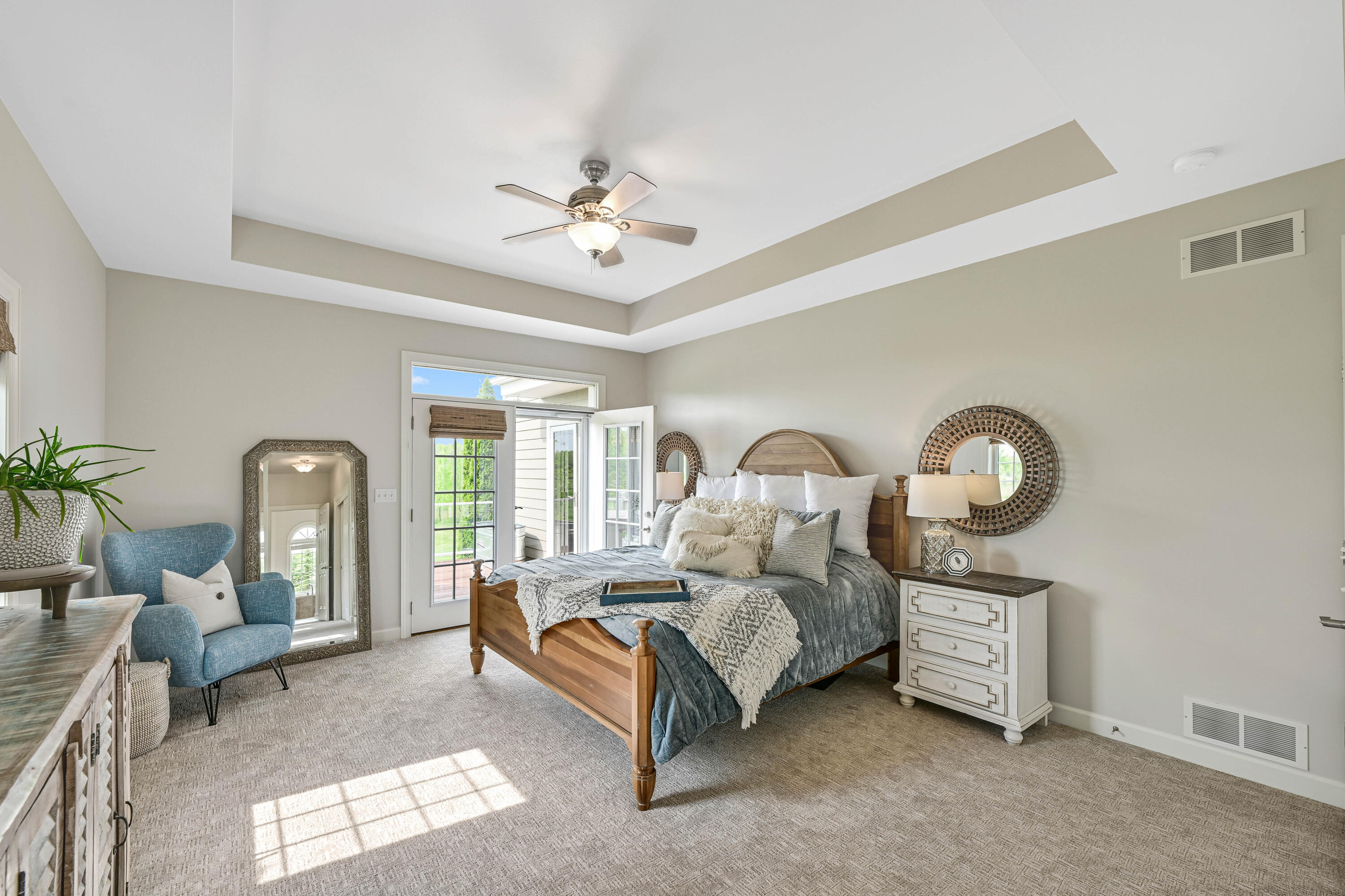 Wisconsin Lake Home for sale (MLS#: 1921510) at 13345 N Laurel Ln, in Mequon, Wisconsin. (15 of 46)