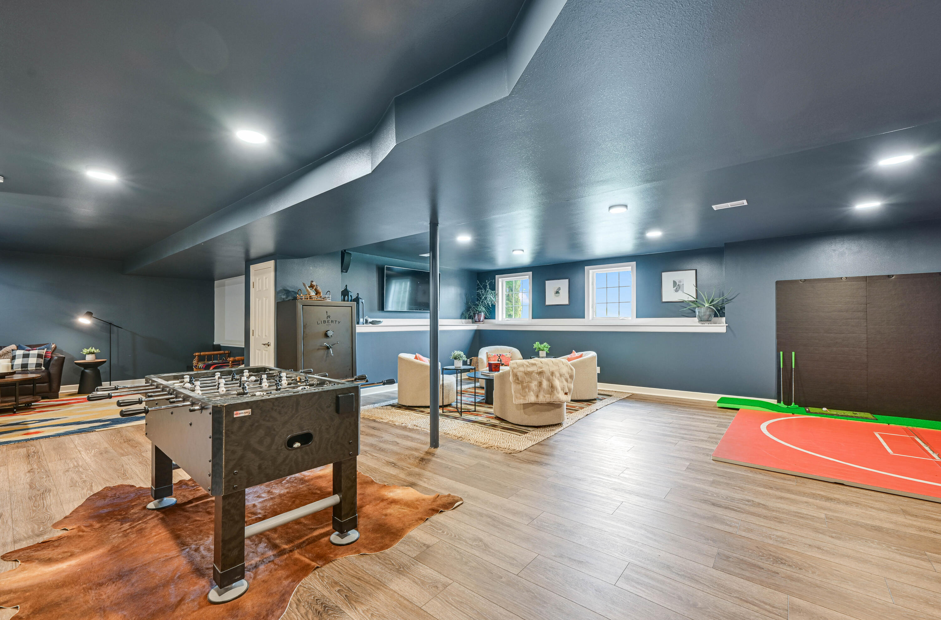 Wisconsin Lake Home for sale (MLS#: 1921510) at 13345 N Laurel Ln, in Mequon, Wisconsin. (27 of 46)