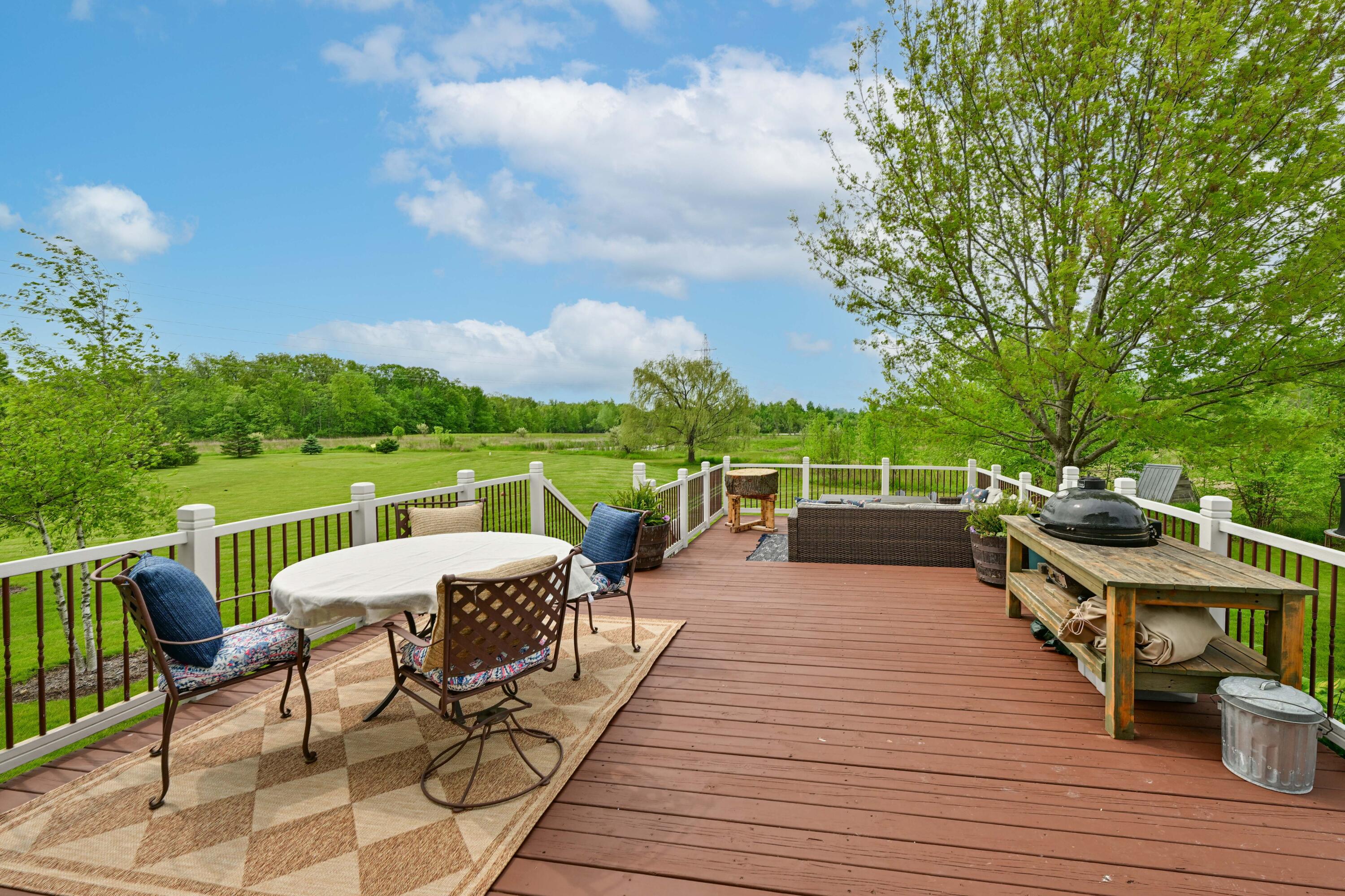 Wisconsin Lake Home for sale (MLS#: 1921510) at 13345 N Laurel Ln, in Mequon, Wisconsin. (32 of 46)