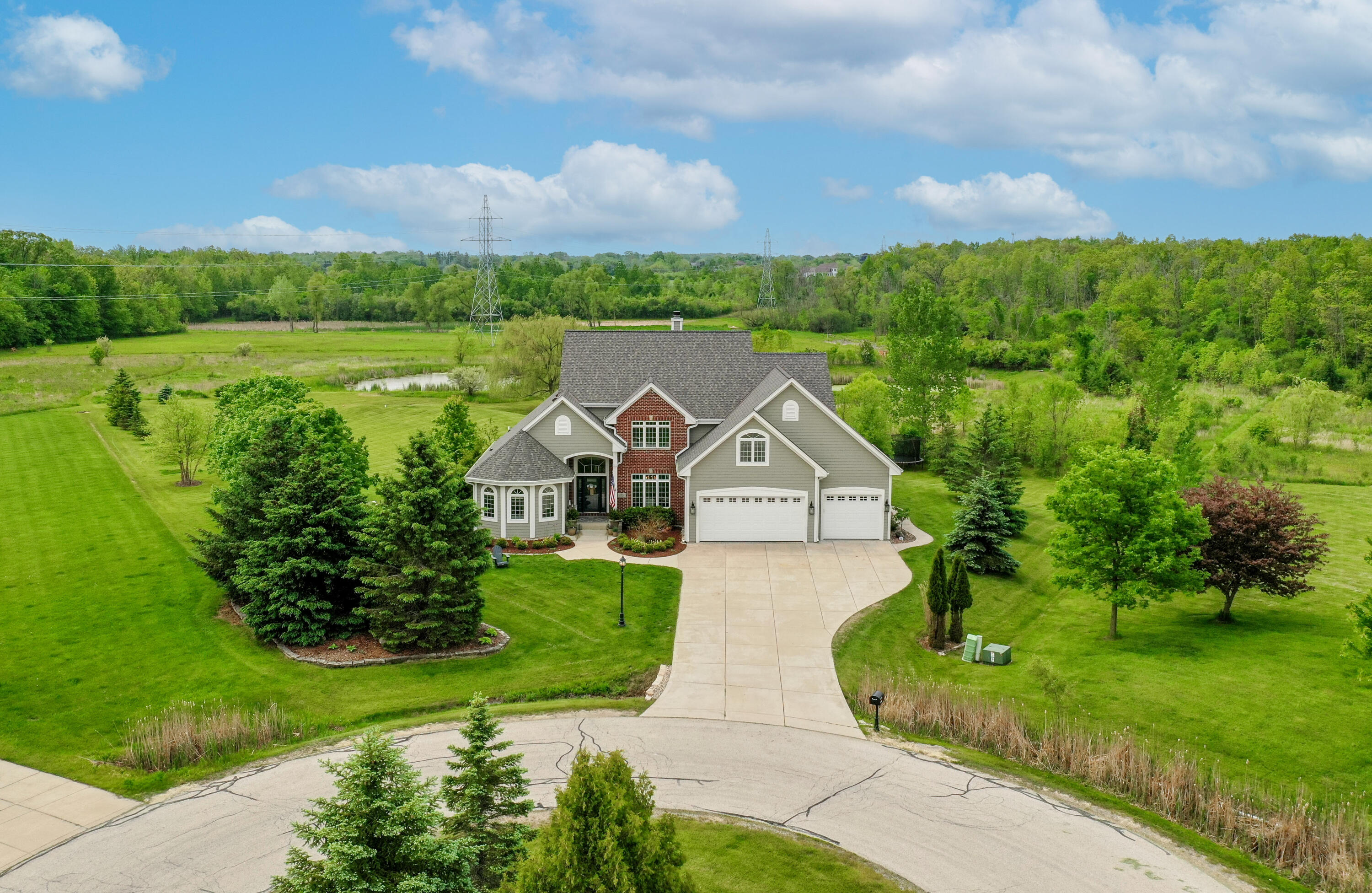 Wisconsin Lake Home for sale (MLS#: 1921510) at 13345 N Laurel Ln, in Mequon, Wisconsin. (38 of 46)