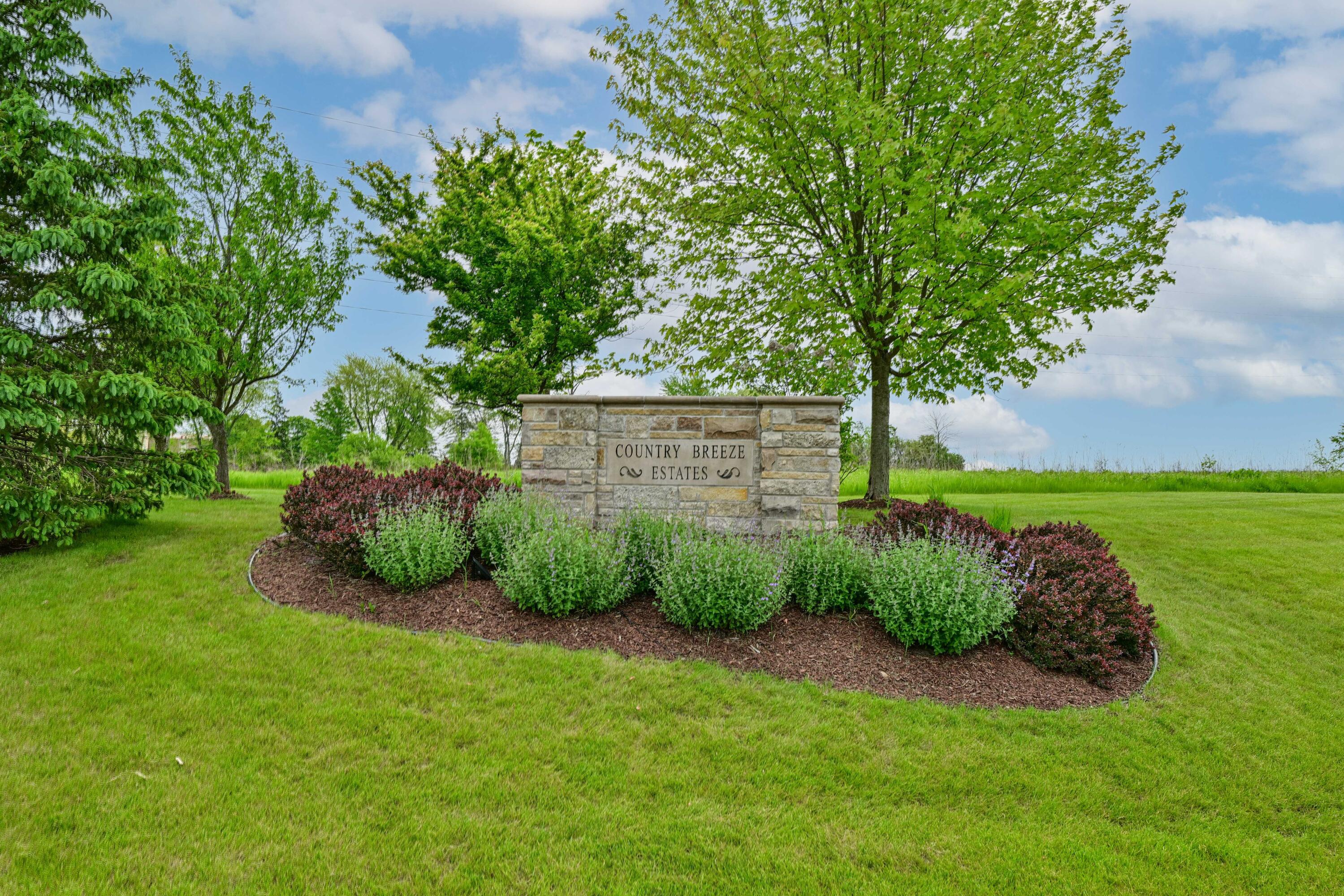 Wisconsin Lake Home for sale (MLS#: 1921510) at 13345 N Laurel Ln, in Mequon, Wisconsin. (43 of 46)