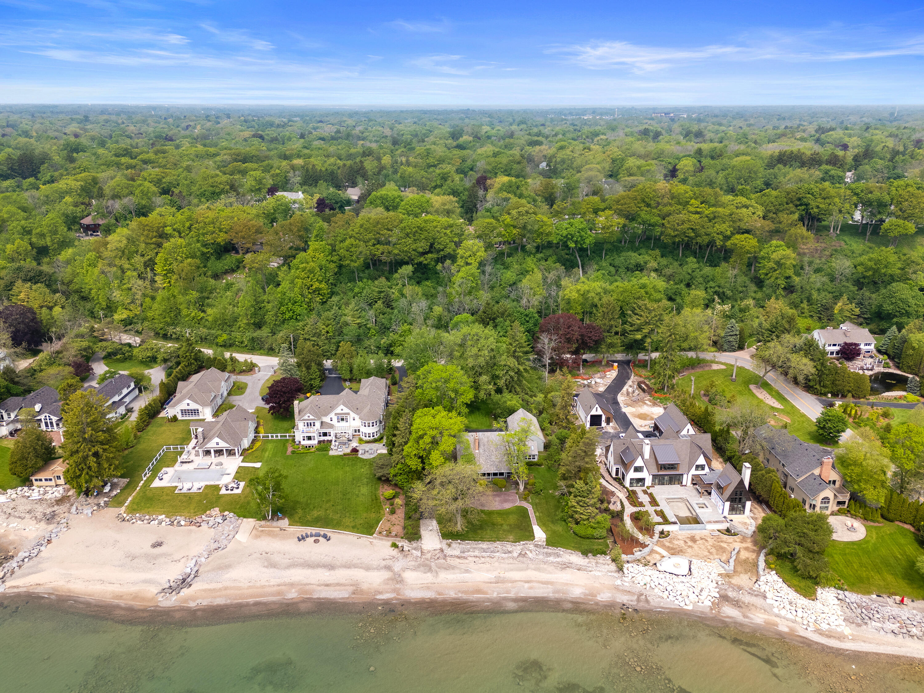 Wisconsin Lake Home for sale (MLS#: 1921543) at 7954 N Beach Dr, in Fox Point, Wisconsin. (32 of 40)