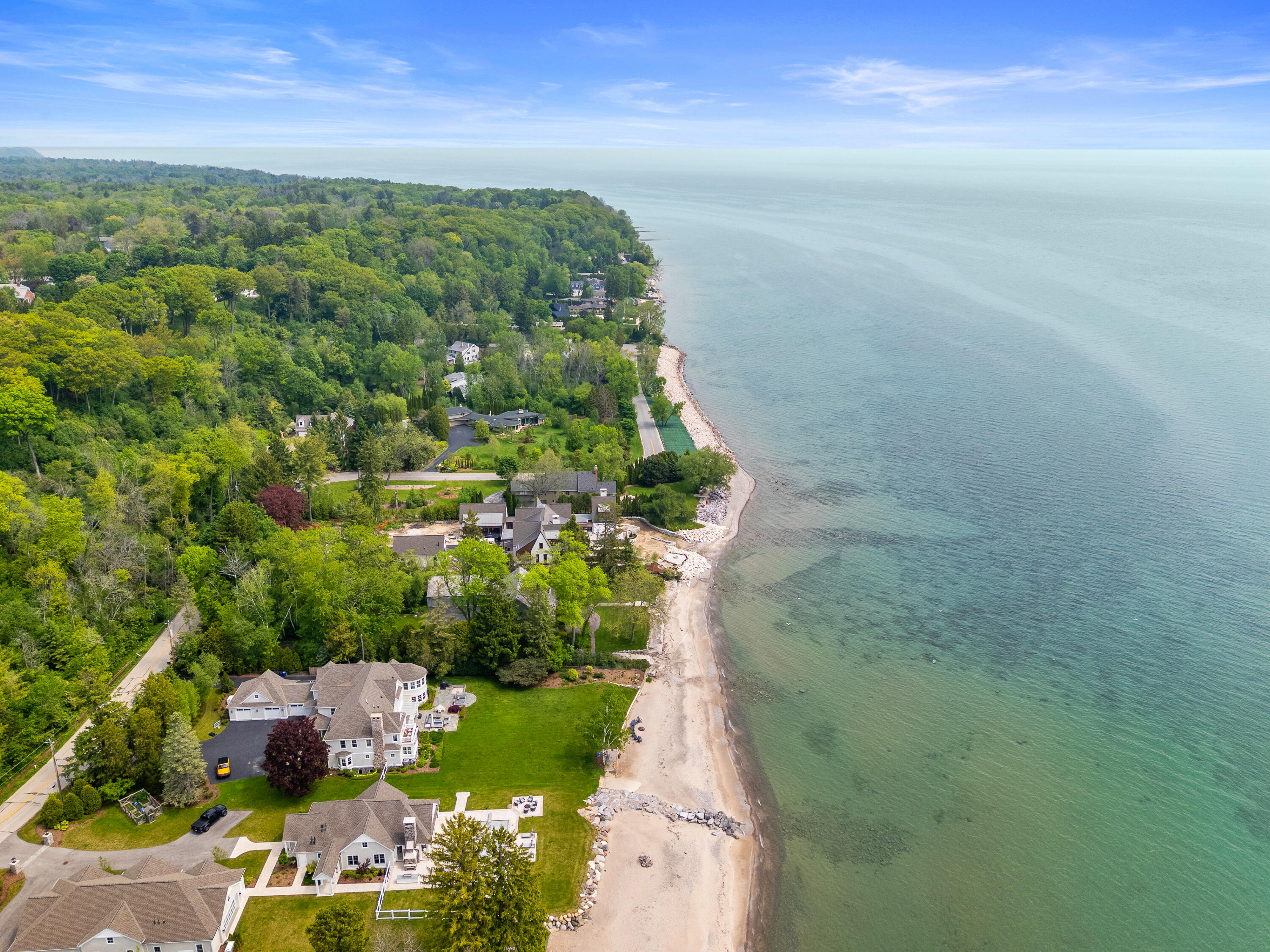 Wisconsin Lake Home for sale (MLS#: 1921543) at 7954 N Beach Dr, in Fox Point, Wisconsin. (34 of 40)