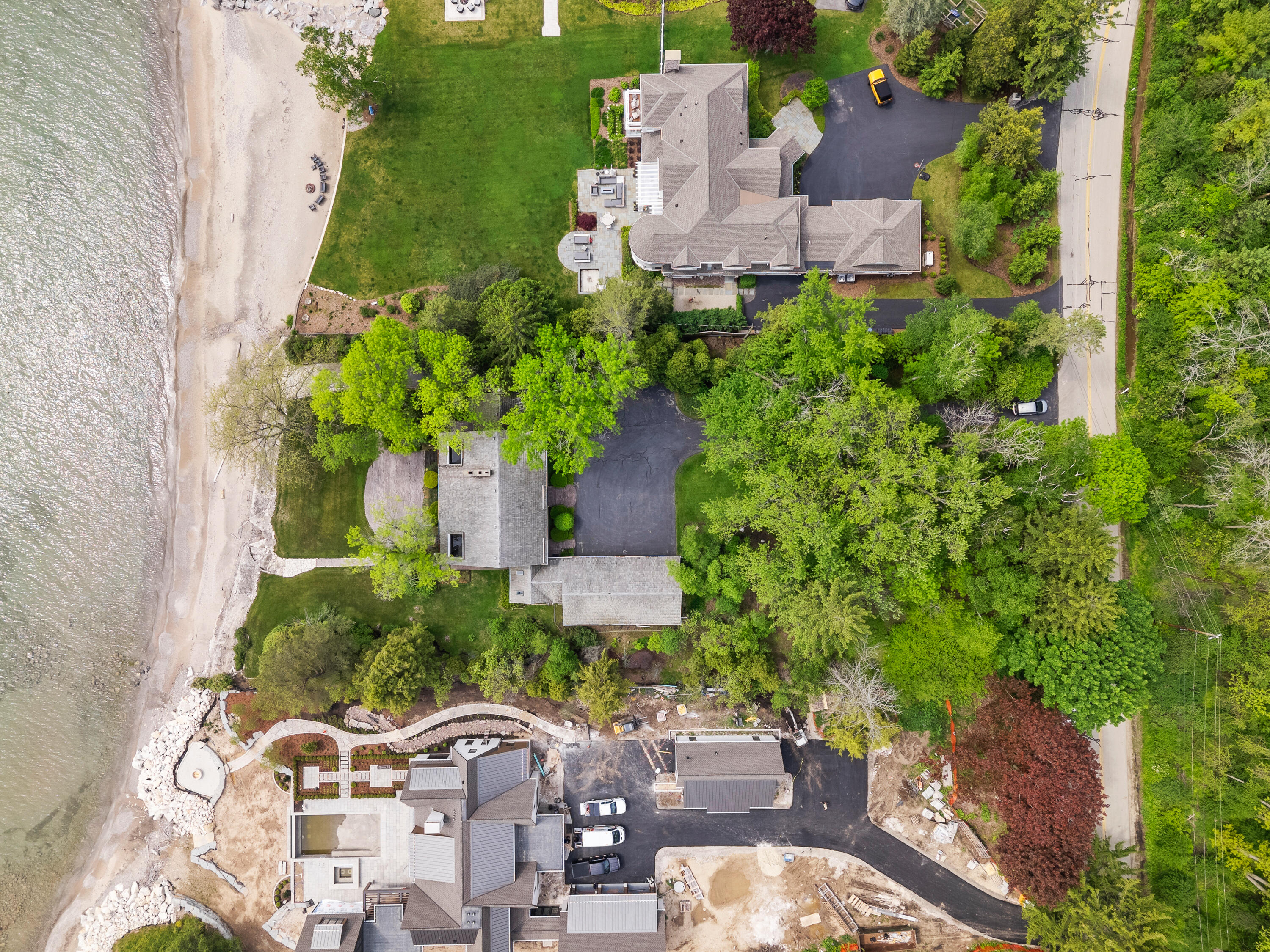Wisconsin Lake Home for sale (MLS#: 1921543) at 7954 N Beach Dr, in Fox Point, Wisconsin. (35 of 40)