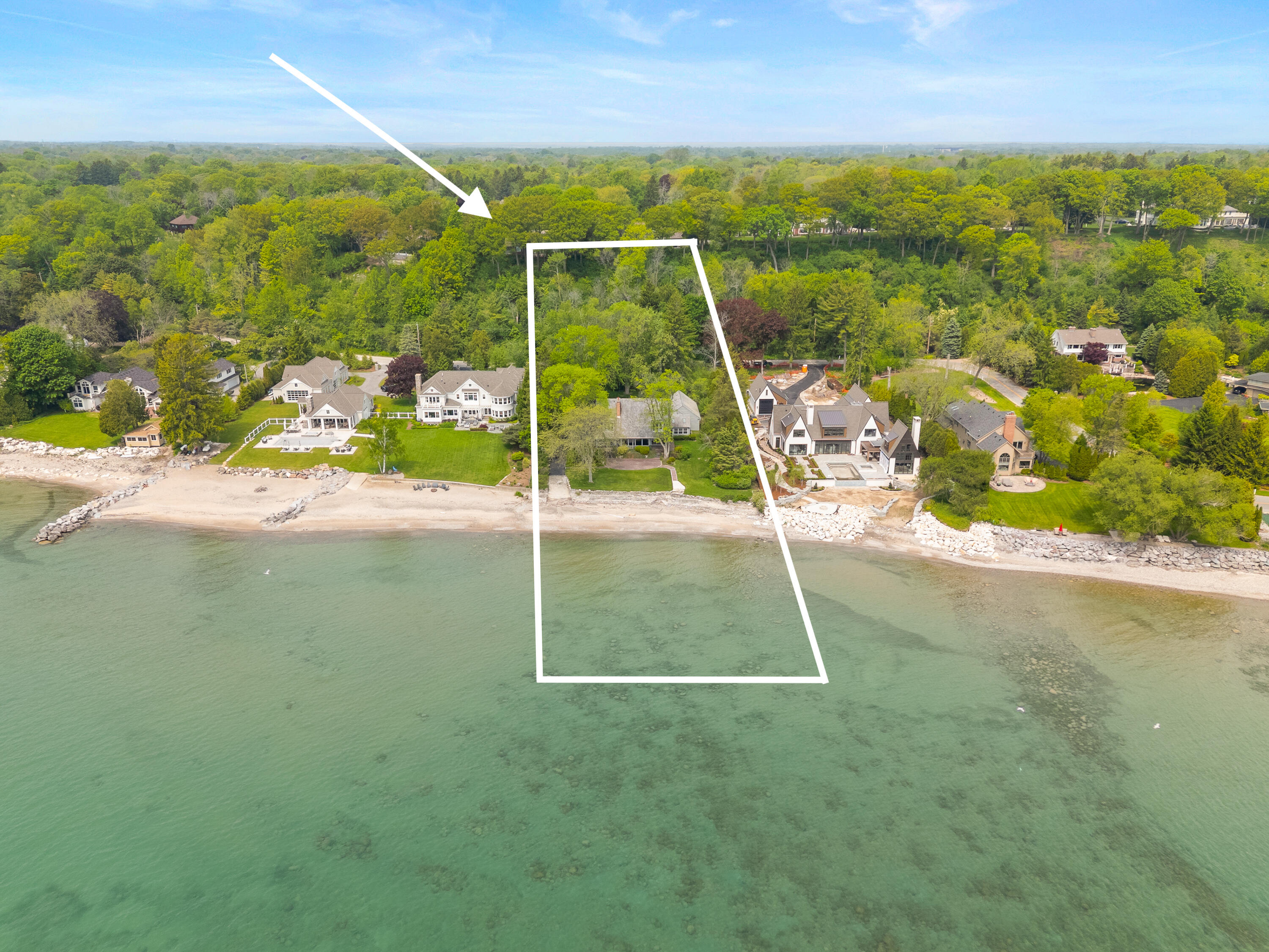 Wisconsin Lake Home for sale (MLS#: 1921543) at 7954 N Beach Dr, in Fox Point, Wisconsin. (39 of 40)