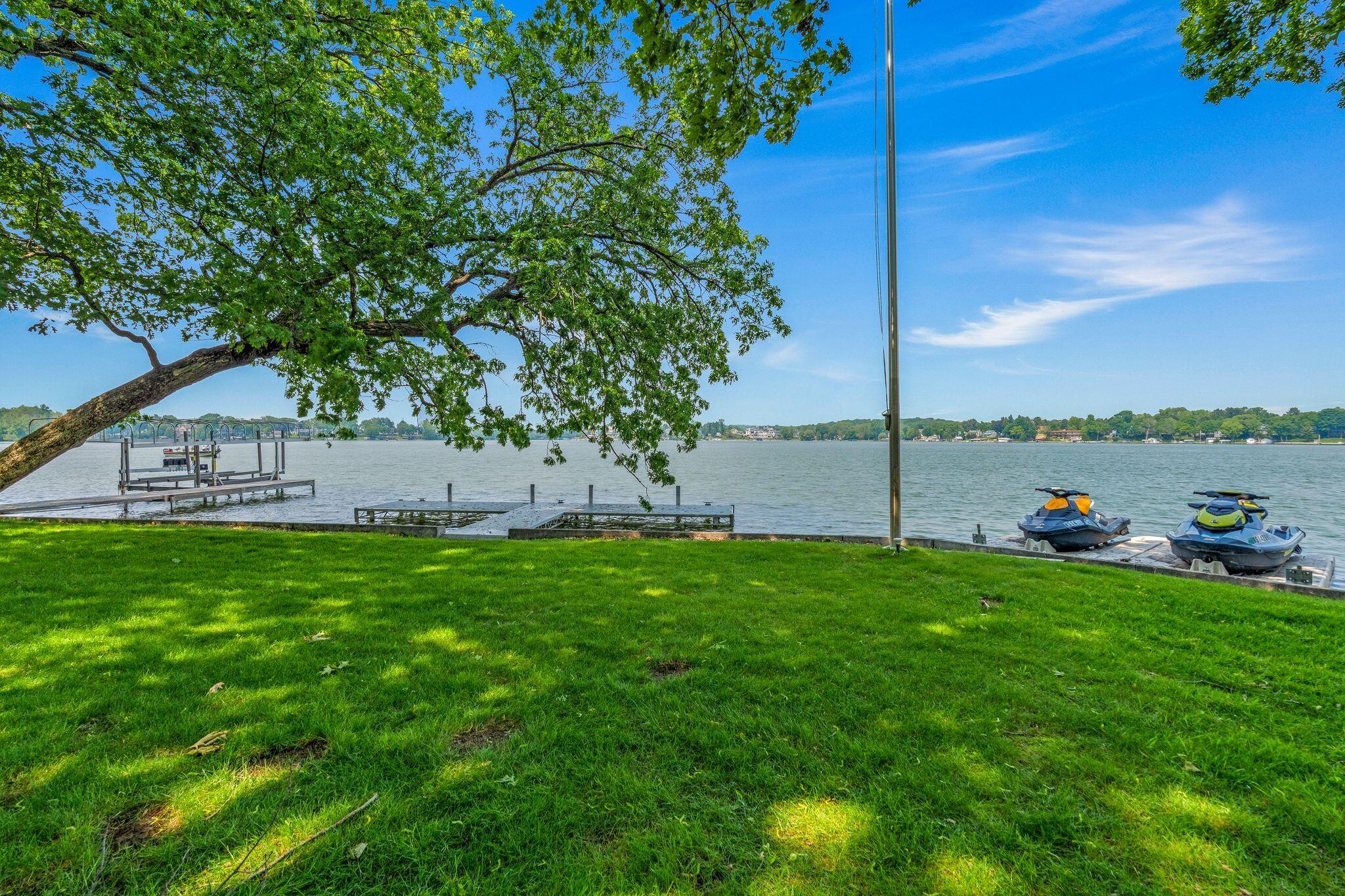 Wisconsin Lake Home for sale (MLS#: 1921564) at W347N6122  Road I -, in Oconomowoc, Wisconsin. (9 of 31)