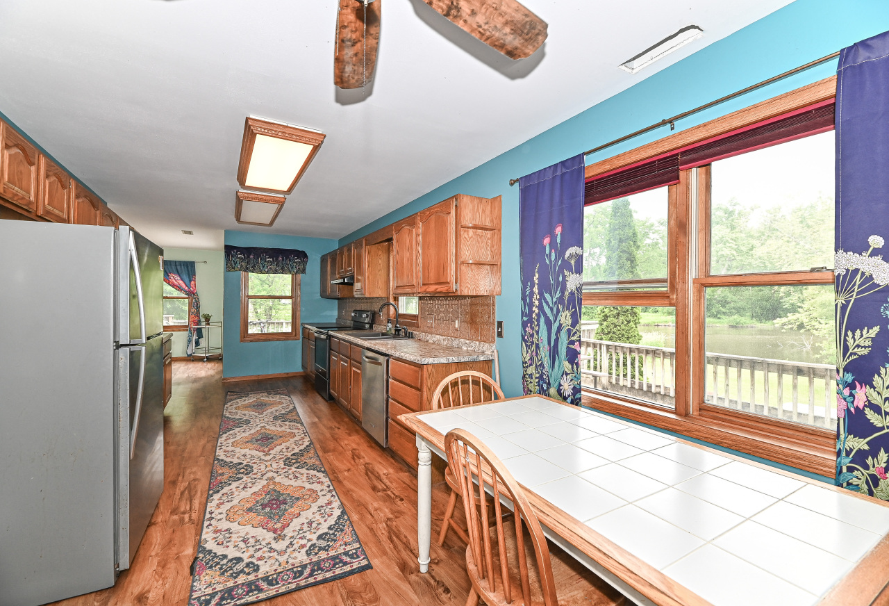 Wisconsin Lake Home for sale (MLS#: 1921583) at 232  Capital St, in Burlington, Wisconsin. (11 of 29)