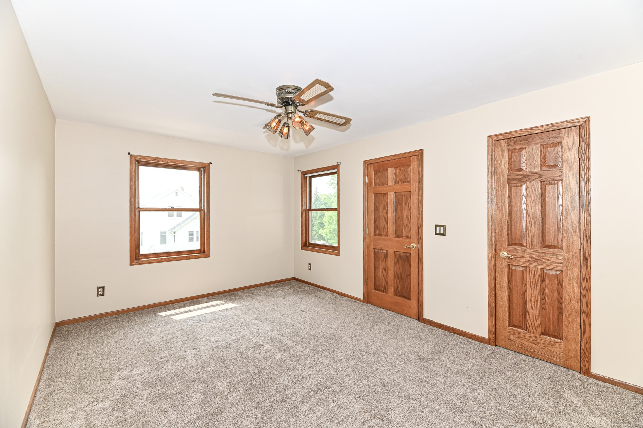 Wisconsin Lake Home for sale (MLS#: 1921583) at 232  Capital St, in Burlington, Wisconsin. (14 of 29)