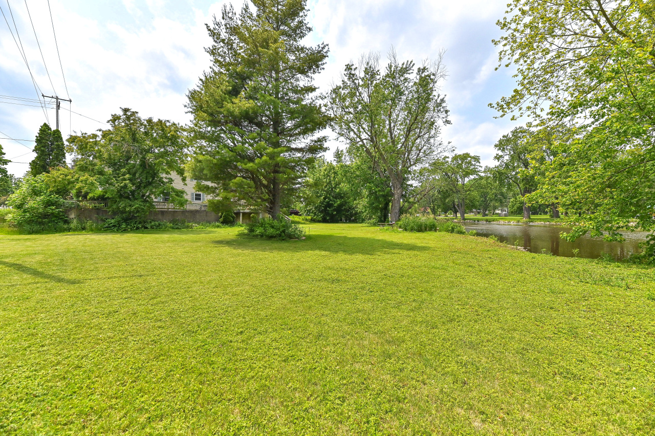 Wisconsin Lake Home for sale (MLS#: 1921583) at 232  Capital St, in Burlington, Wisconsin. (27 of 29)