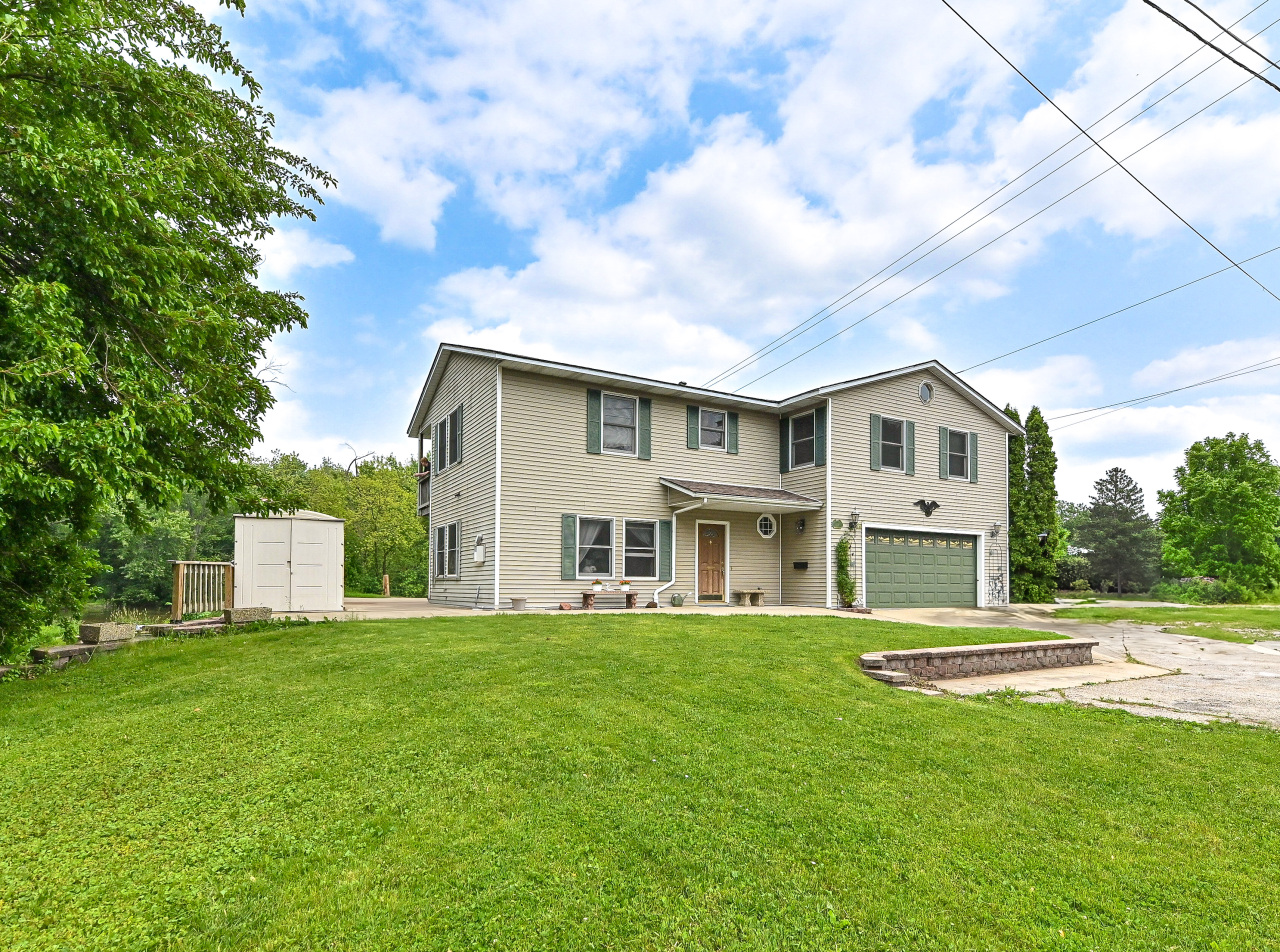 Wisconsin Lake Home for sale (MLS#: 1921583) at 232  Capital St, in Burlington, Wisconsin. (29 of 29)