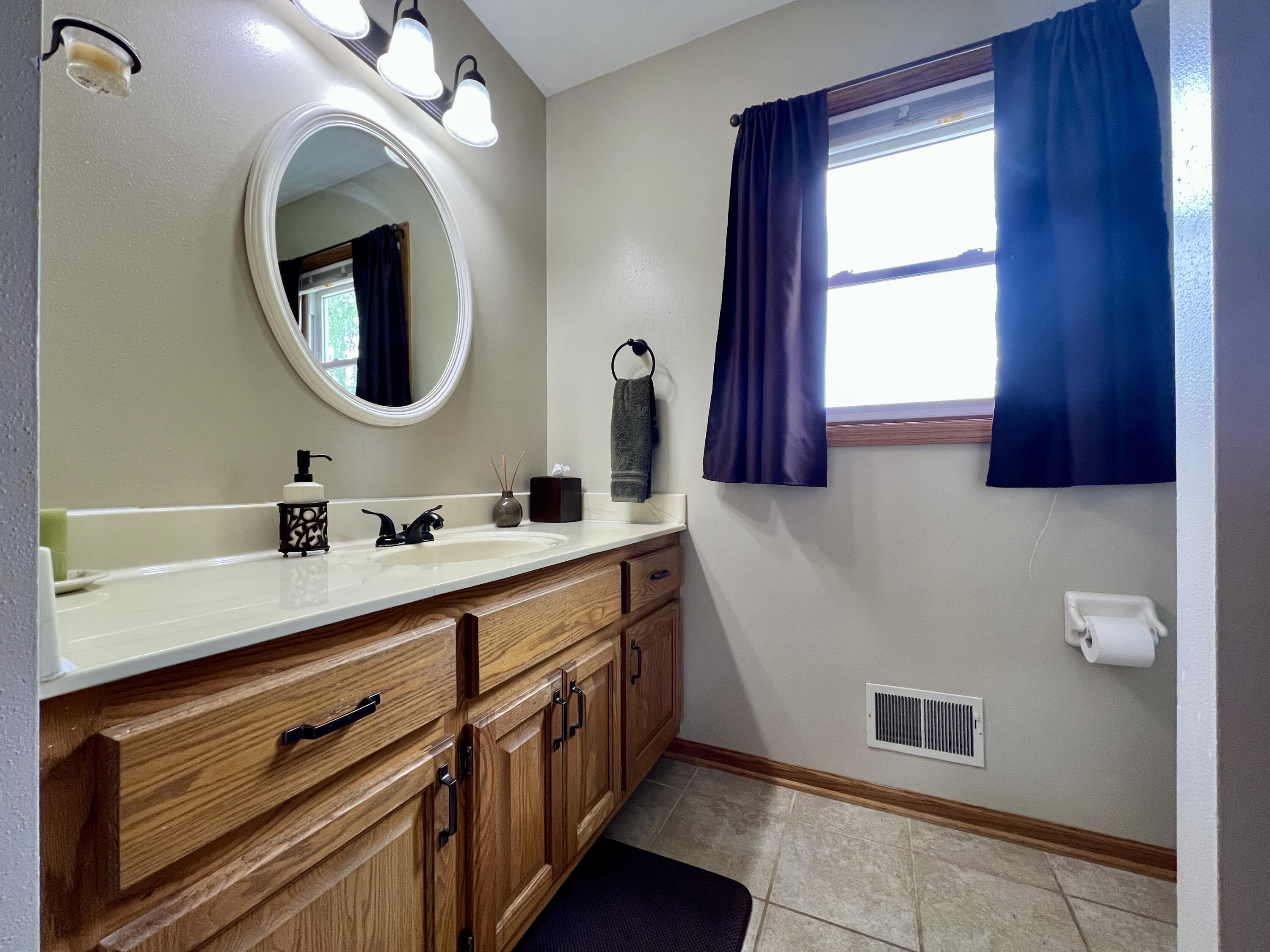 Wisconsin Lake Home for sale (MLS#: 1921959) at 7115  Joy Marie Ln, in Waterford, Wisconsin. (29 of 66)